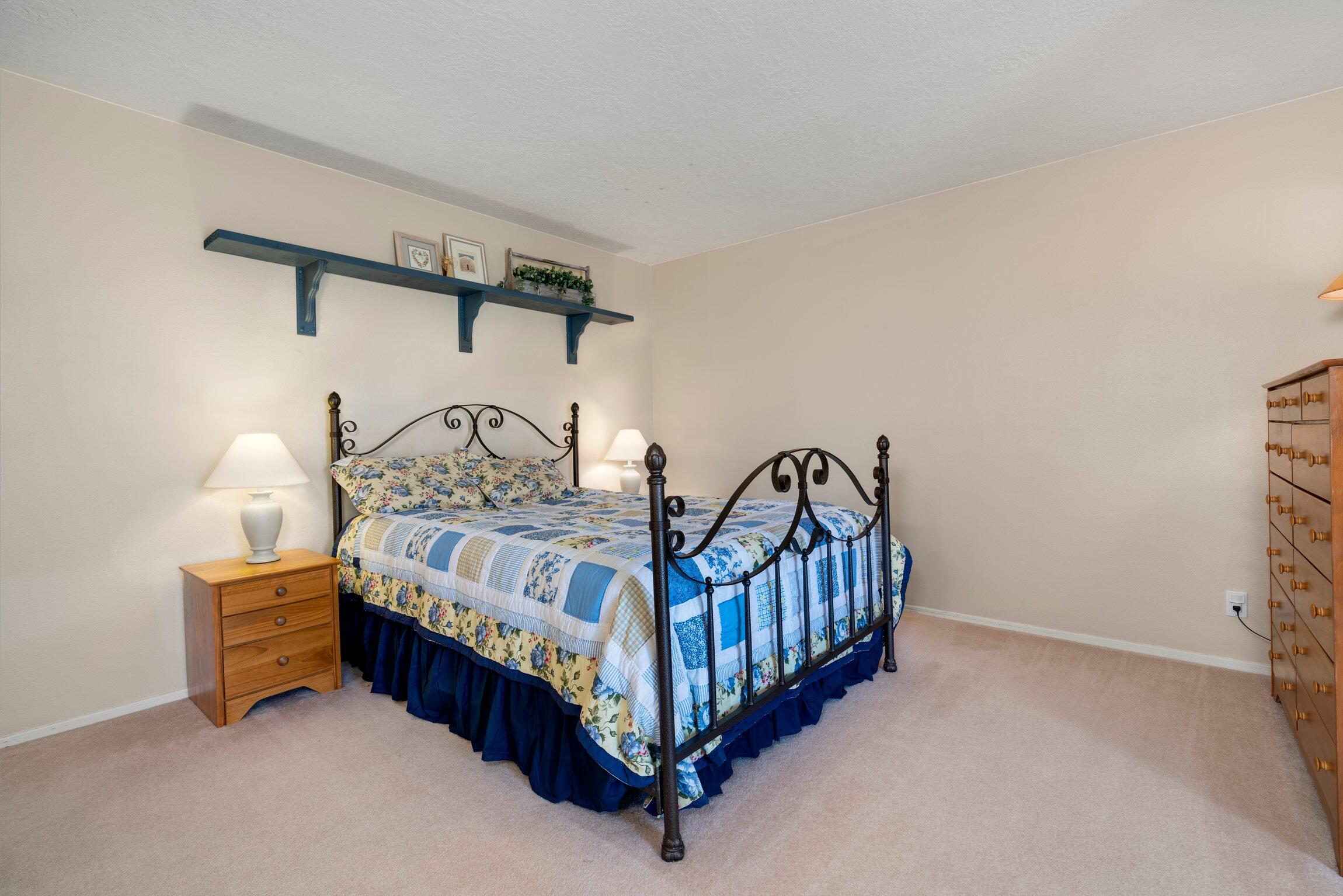 7309 Valley Forge Road NE