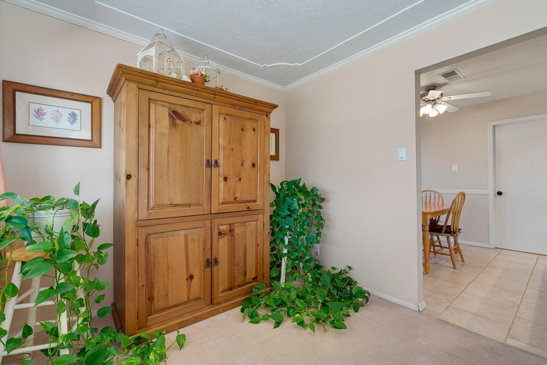 7309 Valley Forge Road NE