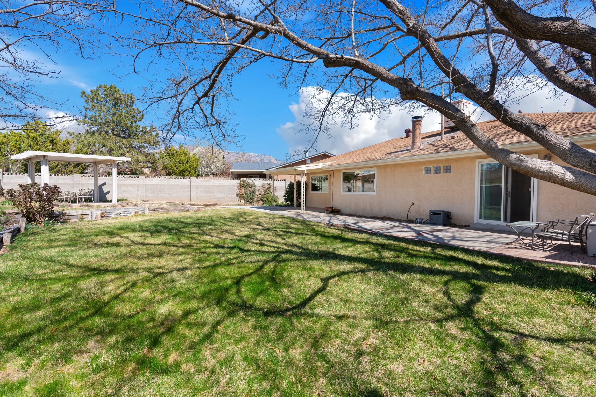 7309 Valley Forge Road NE