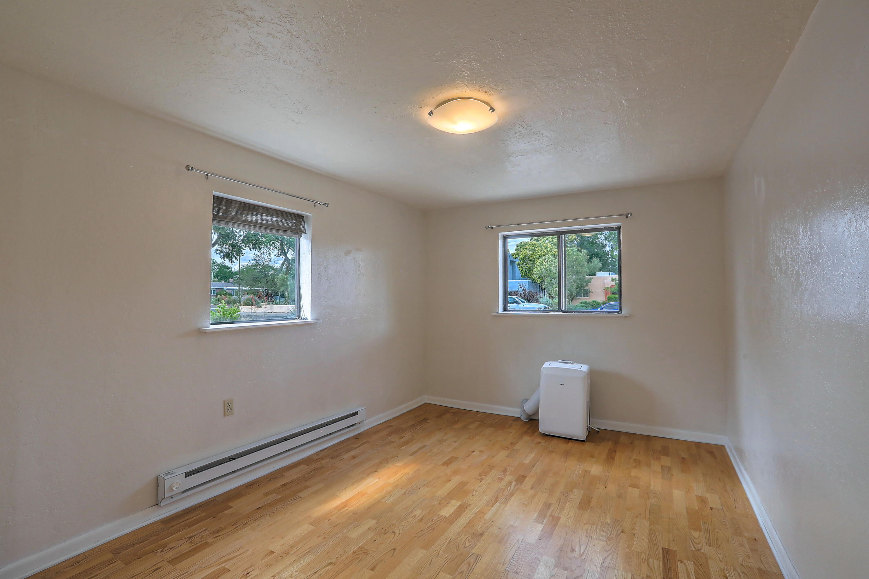 1013 Quincy Street SE