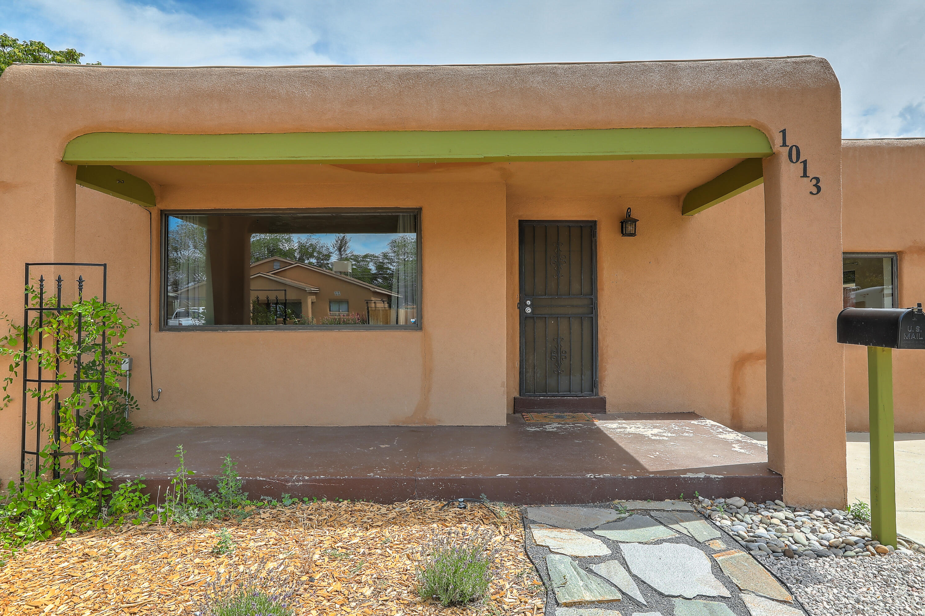 1013 Quincy Street SE