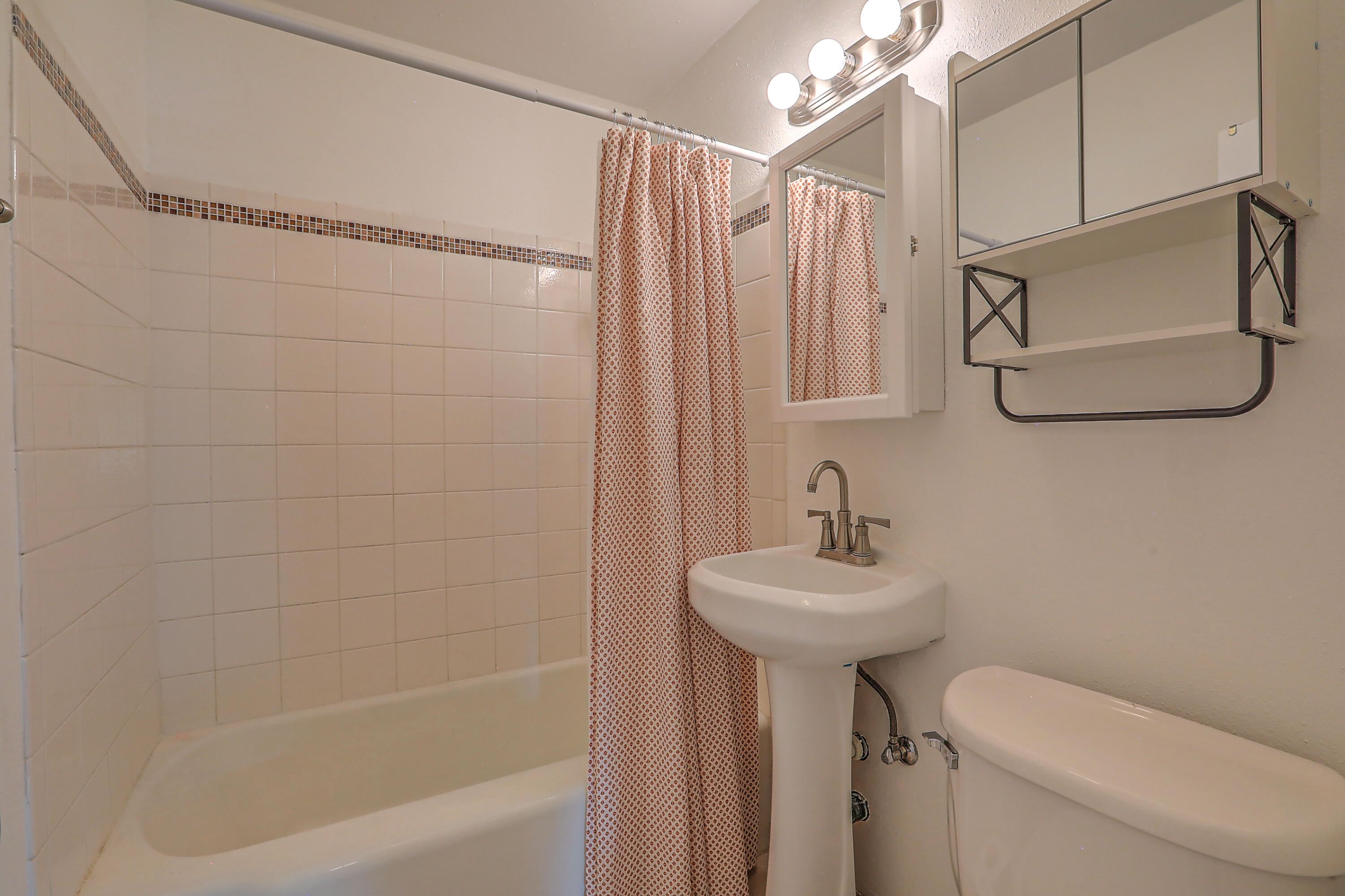 1013 Quincy Street SE