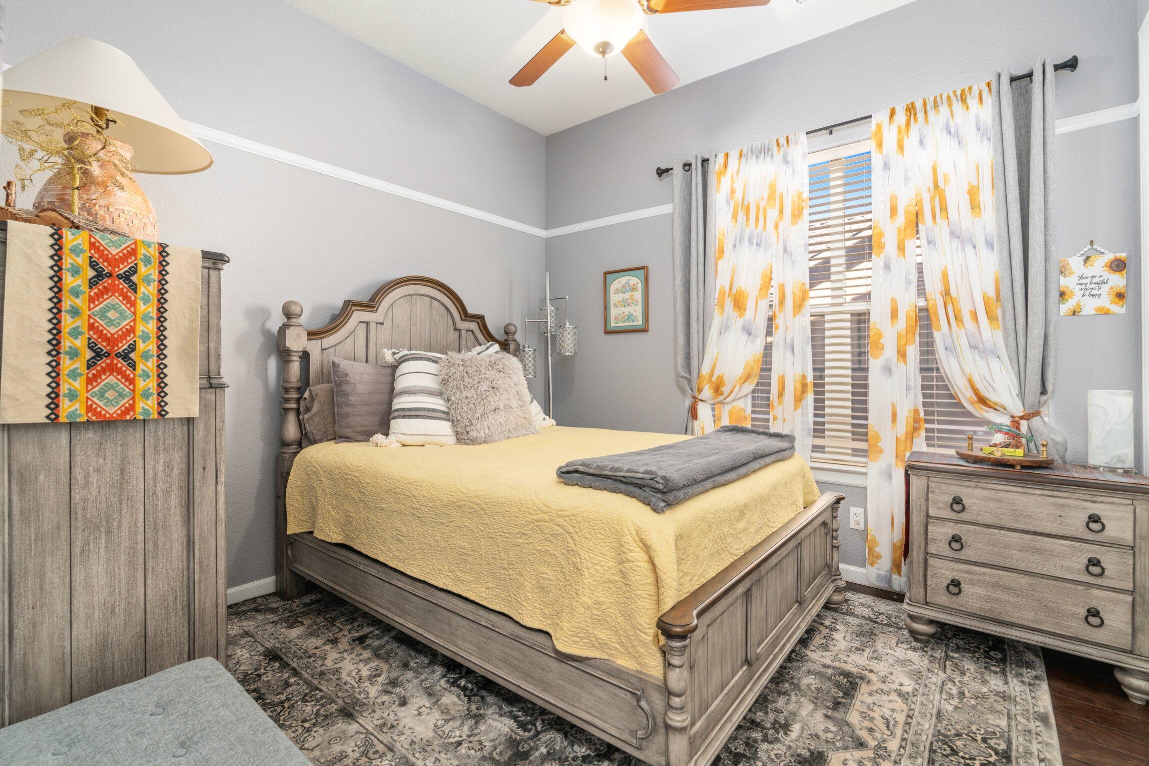 3715 Linda Vista Avenue