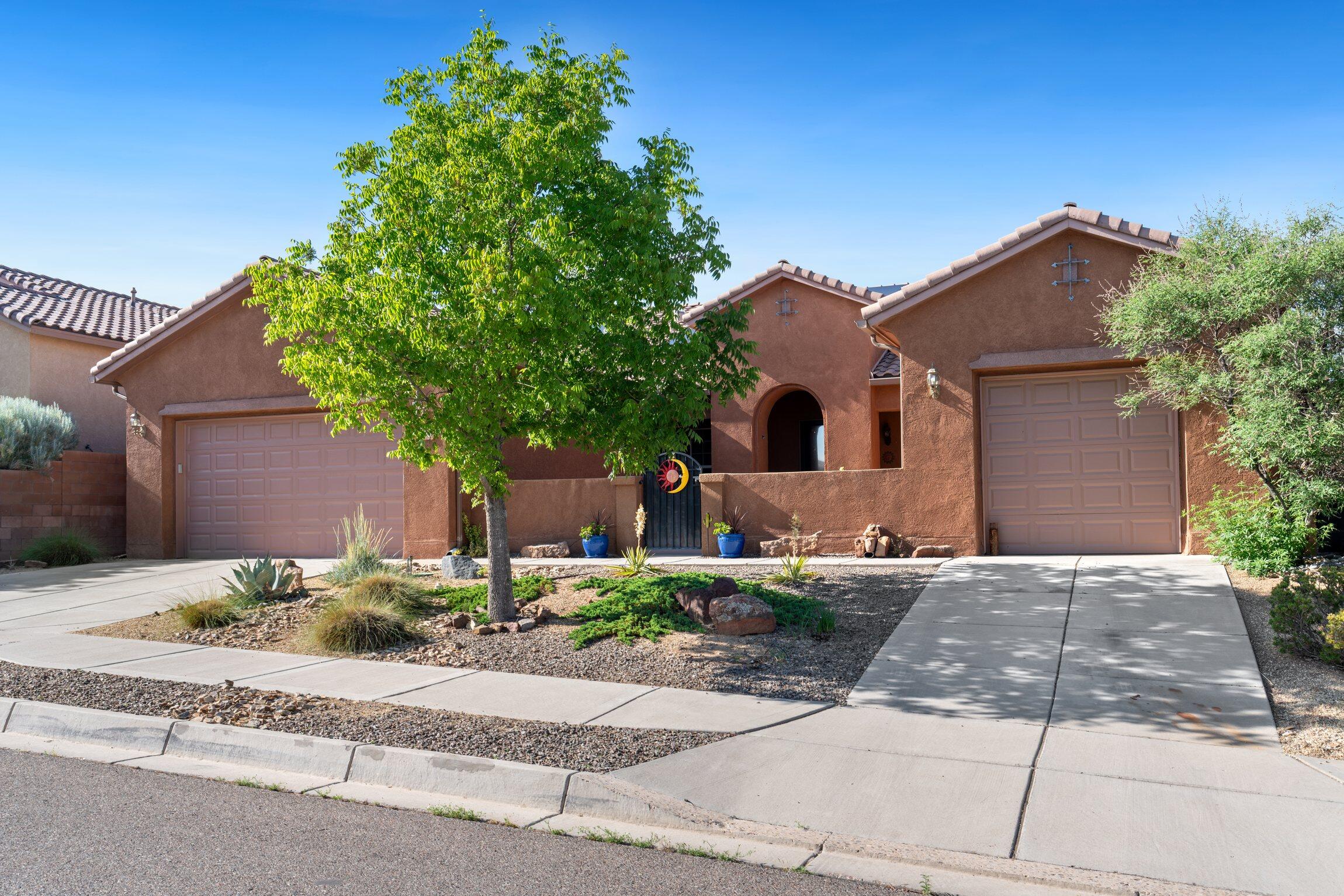 3715 Linda Vista Avenue