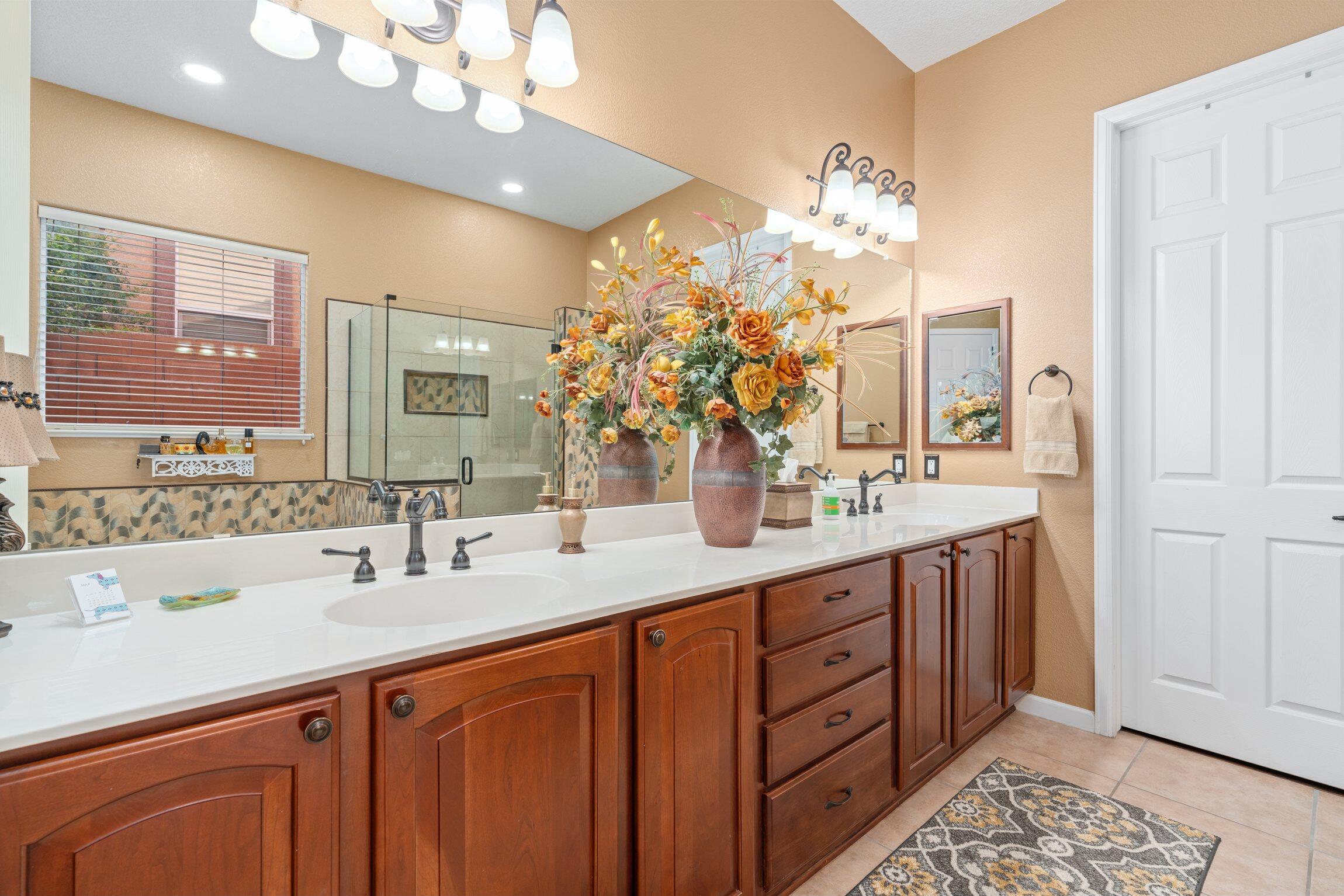 3715 Linda Vista Avenue