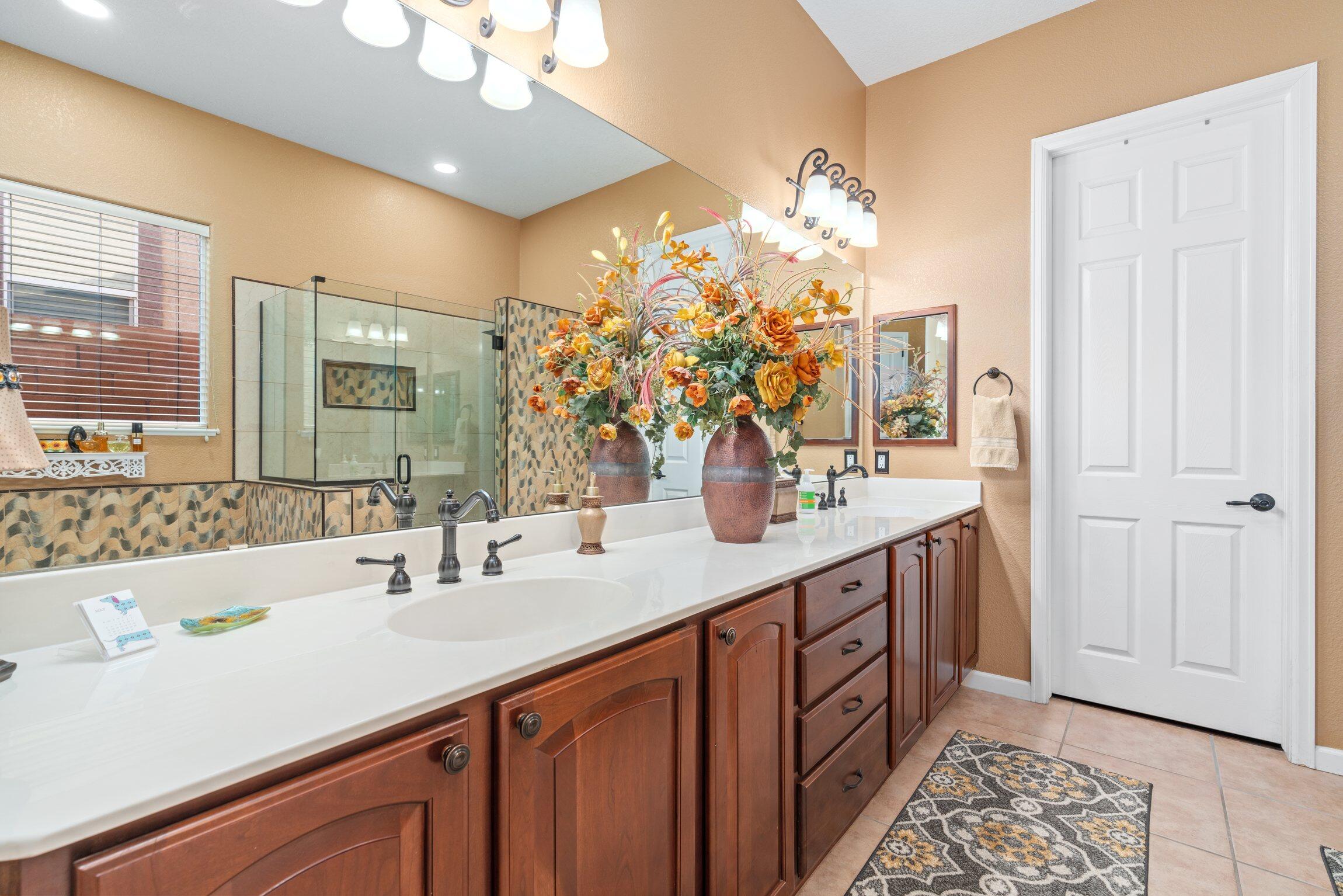 3715 Linda Vista Avenue