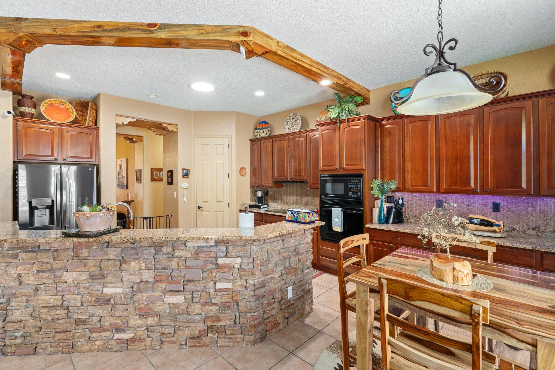 3715 Linda Vista Avenue