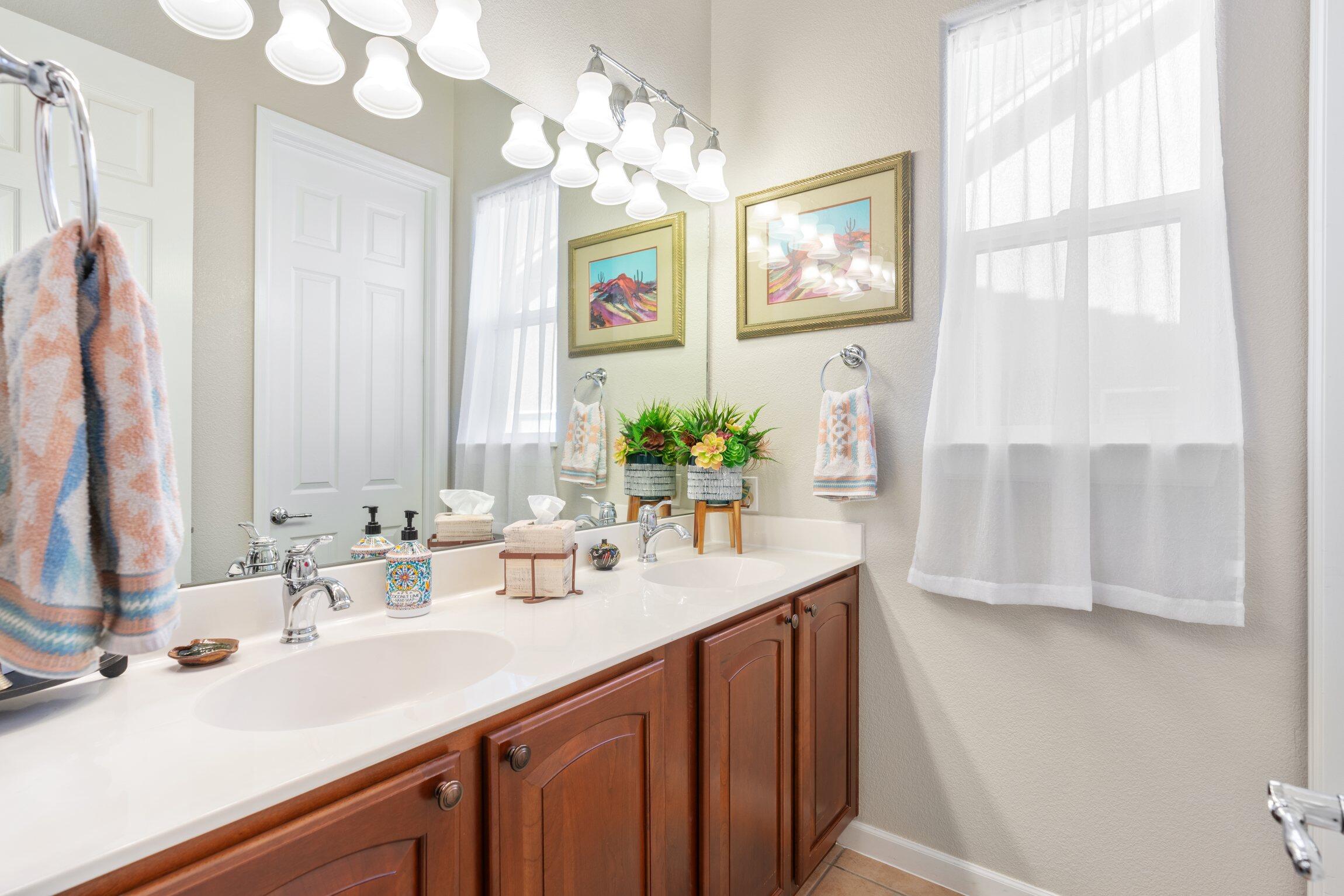 3715 Linda Vista Avenue