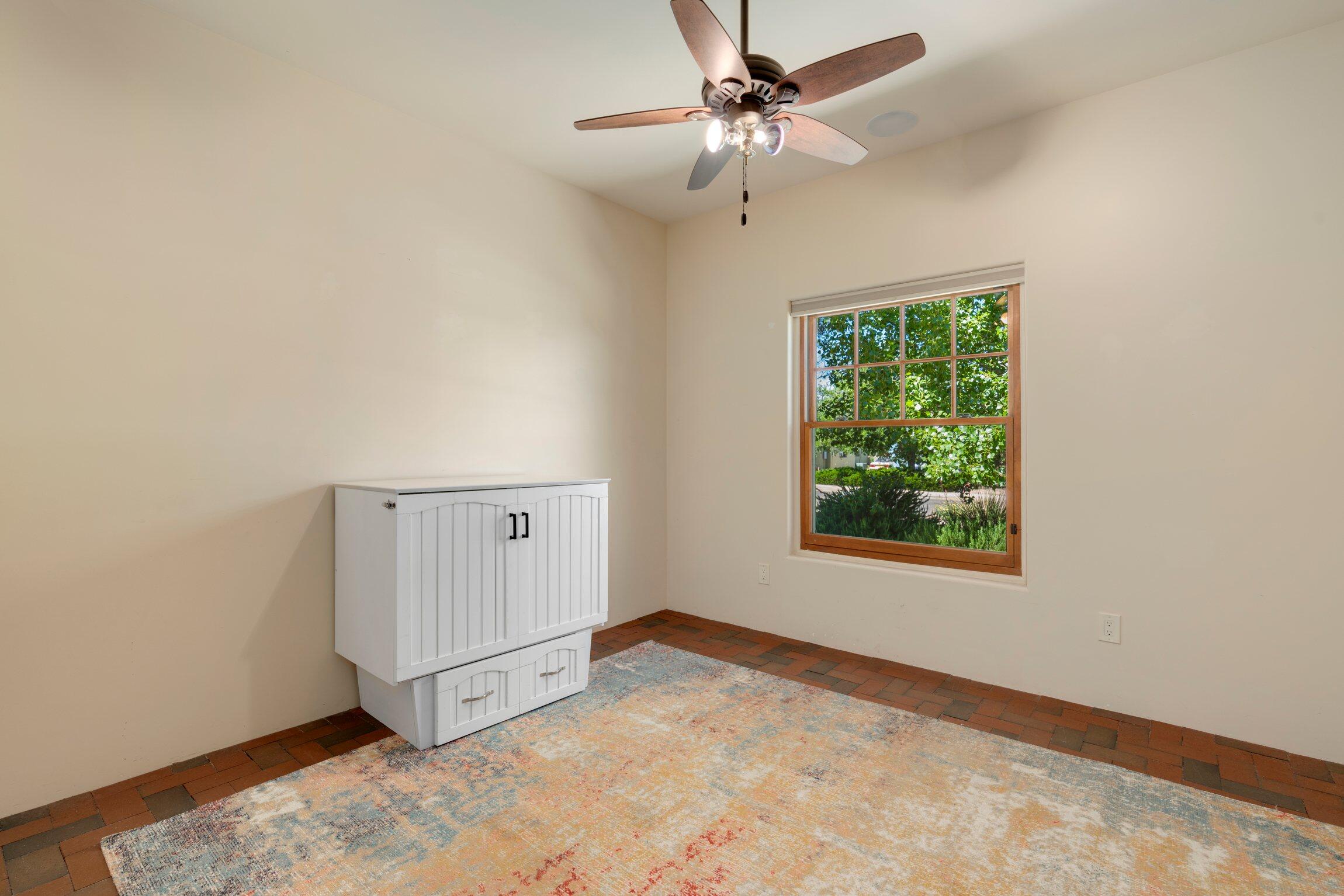 306 Bryn Mawr Drive SE