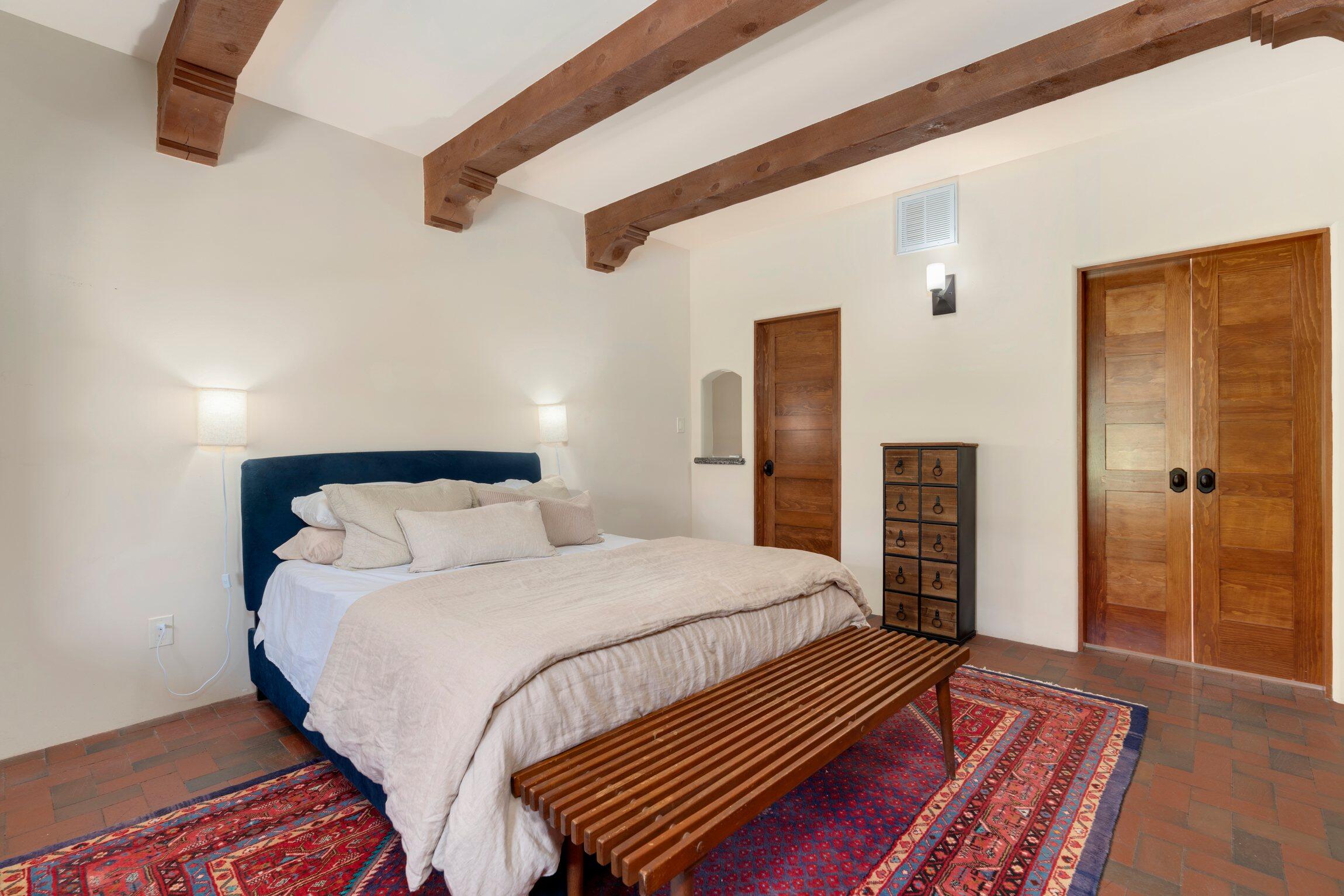 306 Bryn Mawr Drive SE