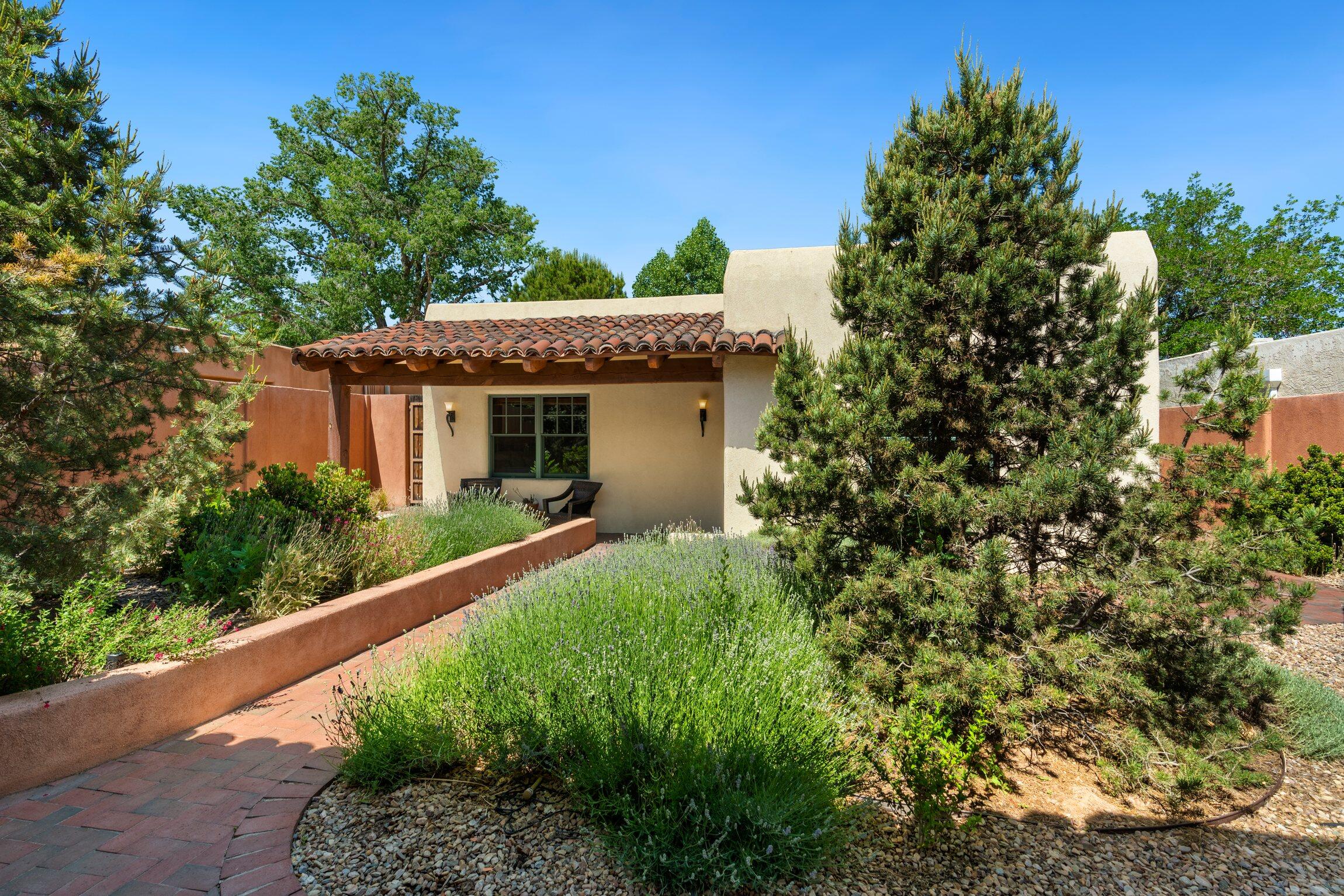 306 Bryn Mawr Drive SE