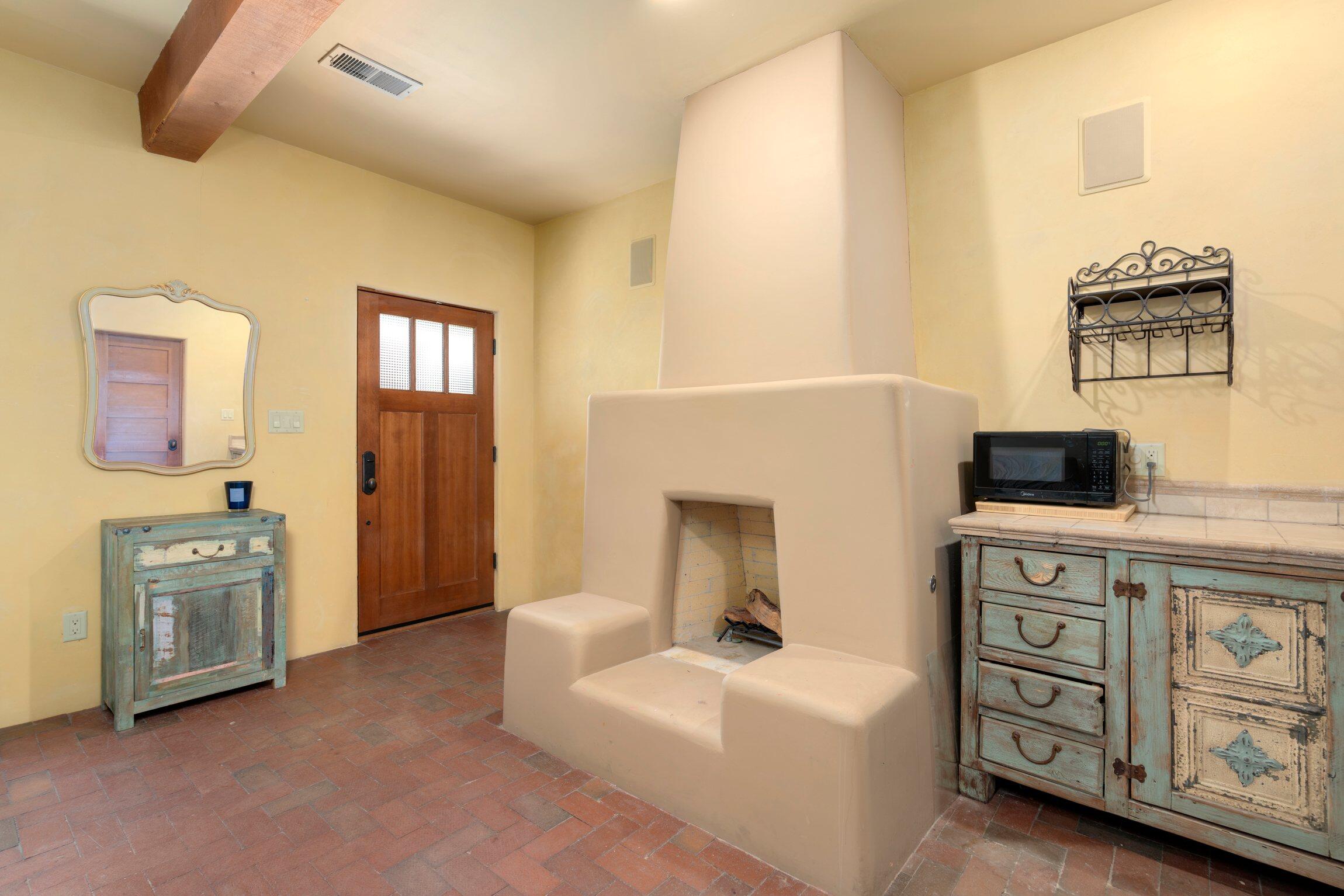 306 Bryn Mawr Drive SE