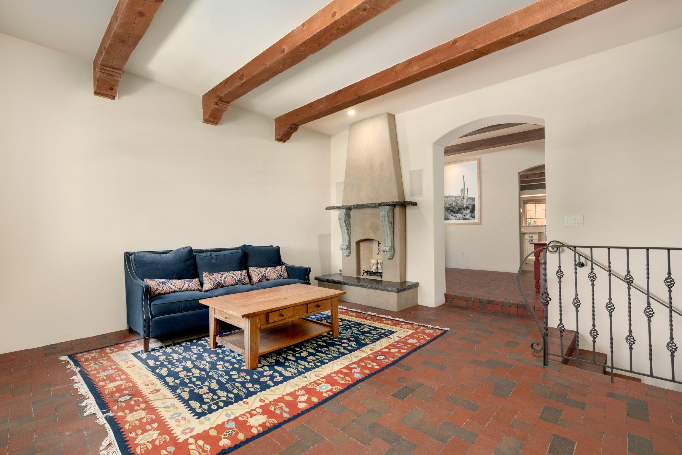 306 Bryn Mawr Drive SE