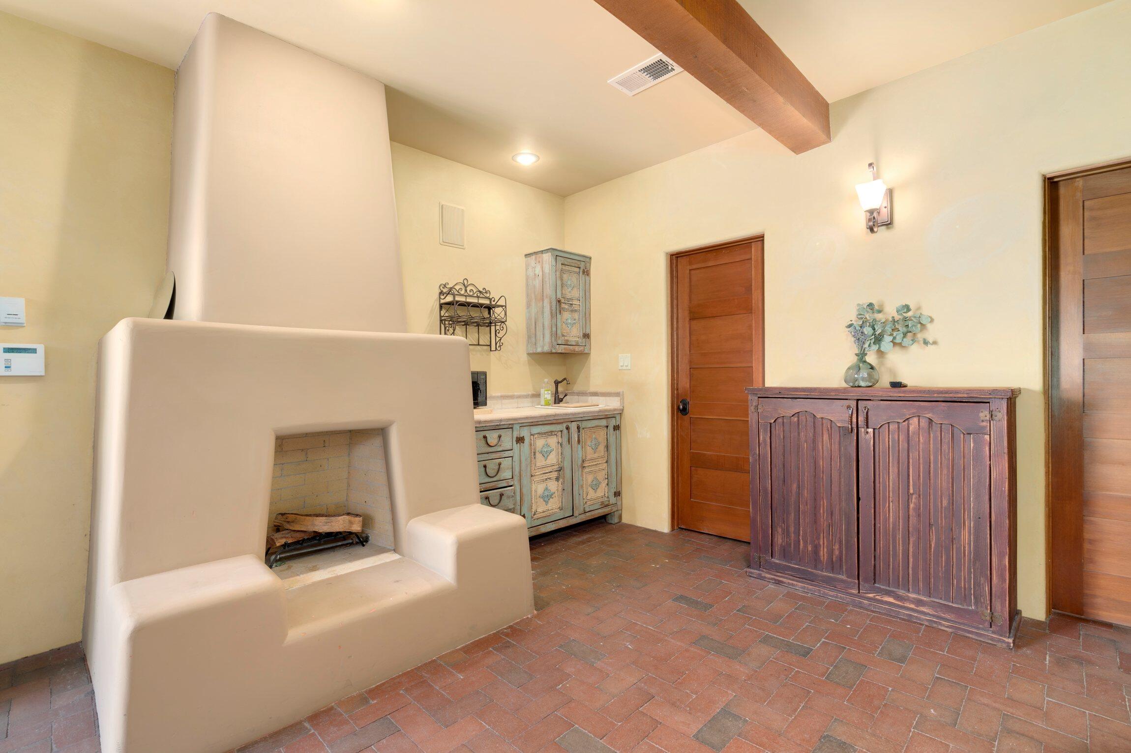 306 Bryn Mawr Drive SE