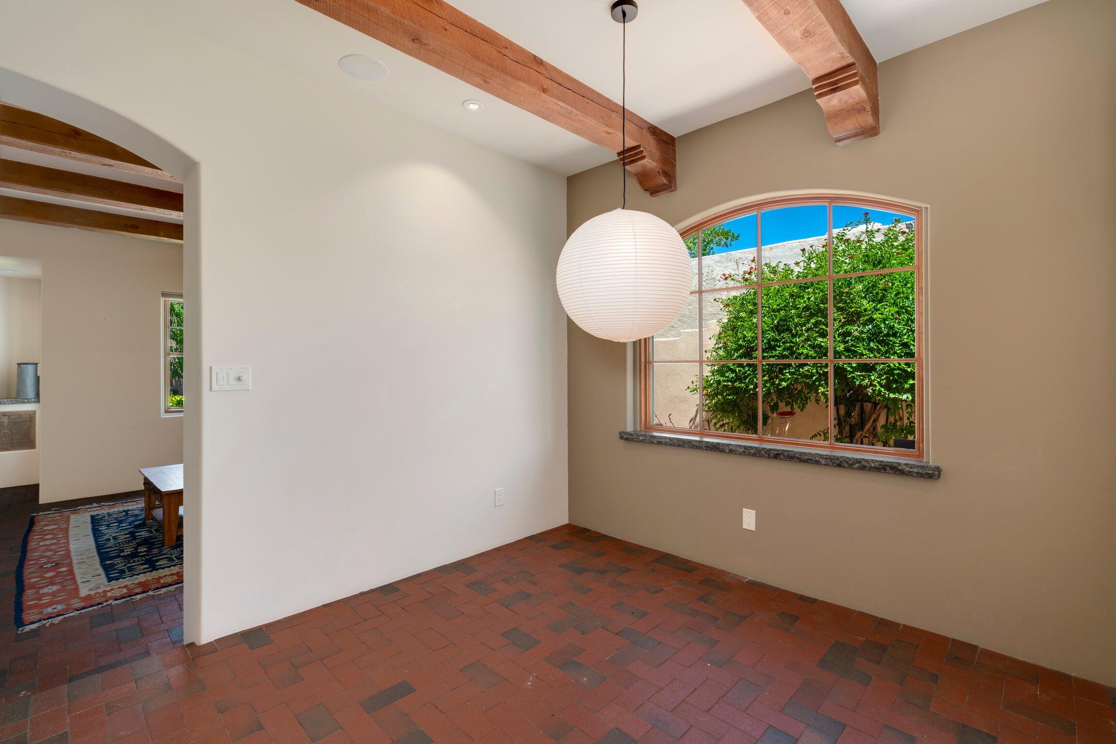 306 Bryn Mawr Drive SE