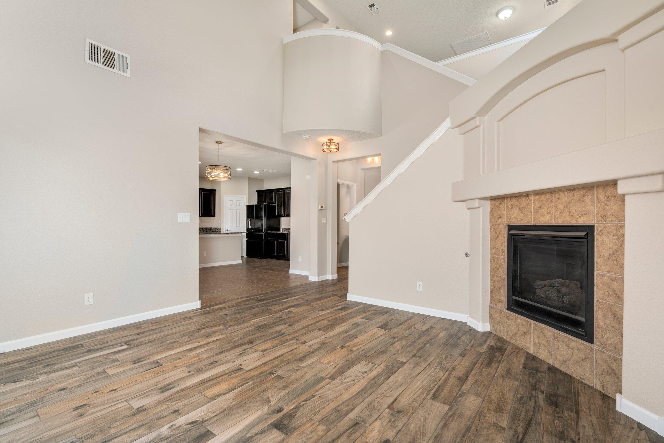 515 Loma Linda Court NE