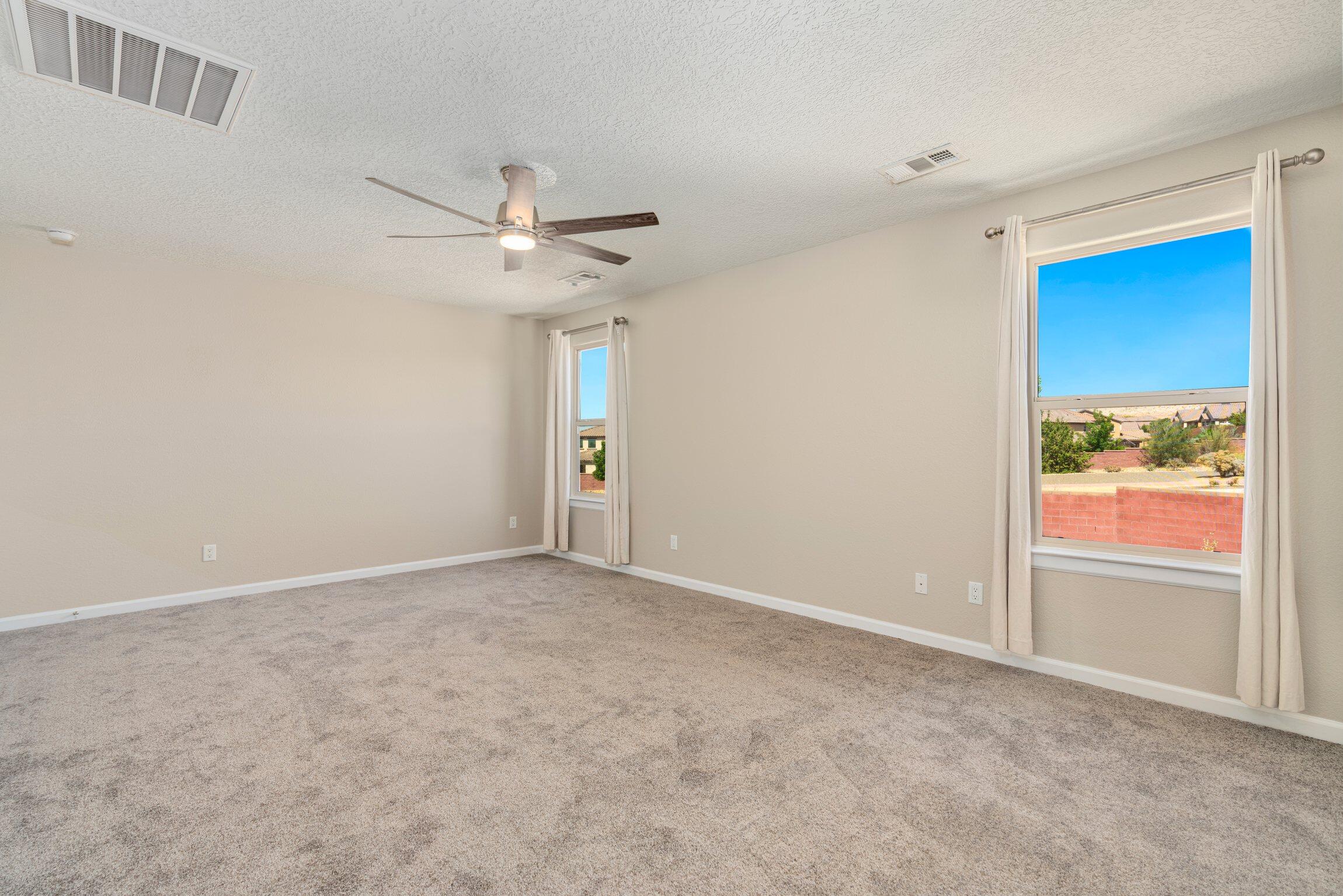 515 Loma Linda Court NE