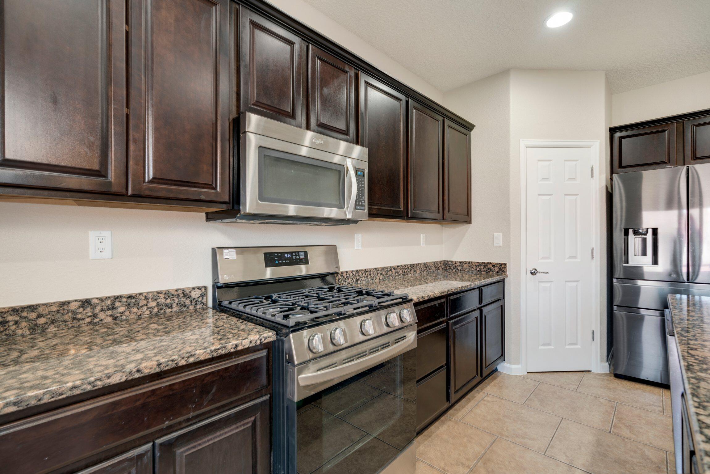 515 Loma Linda Court NE