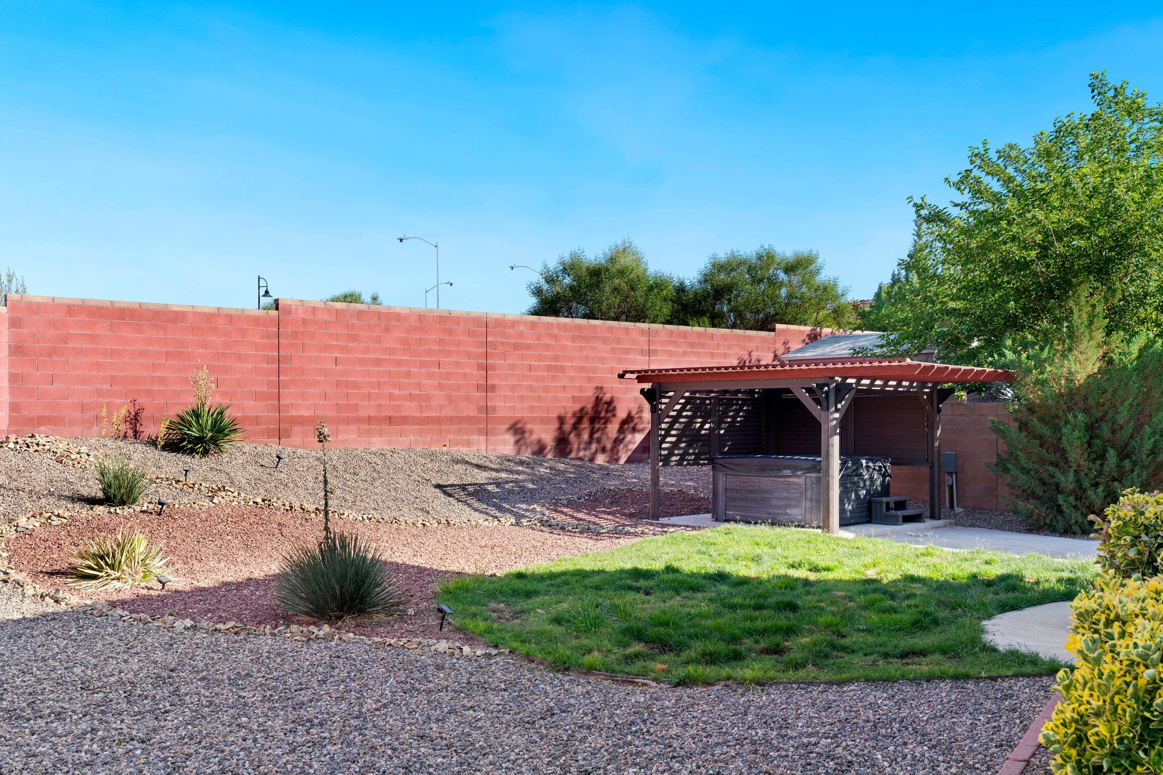 515 Loma Linda Court NE