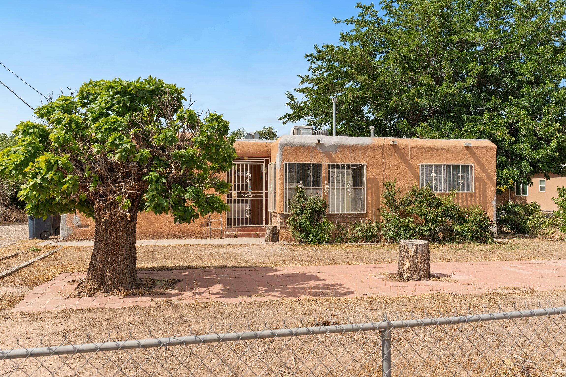 2915 Duranes Road NW