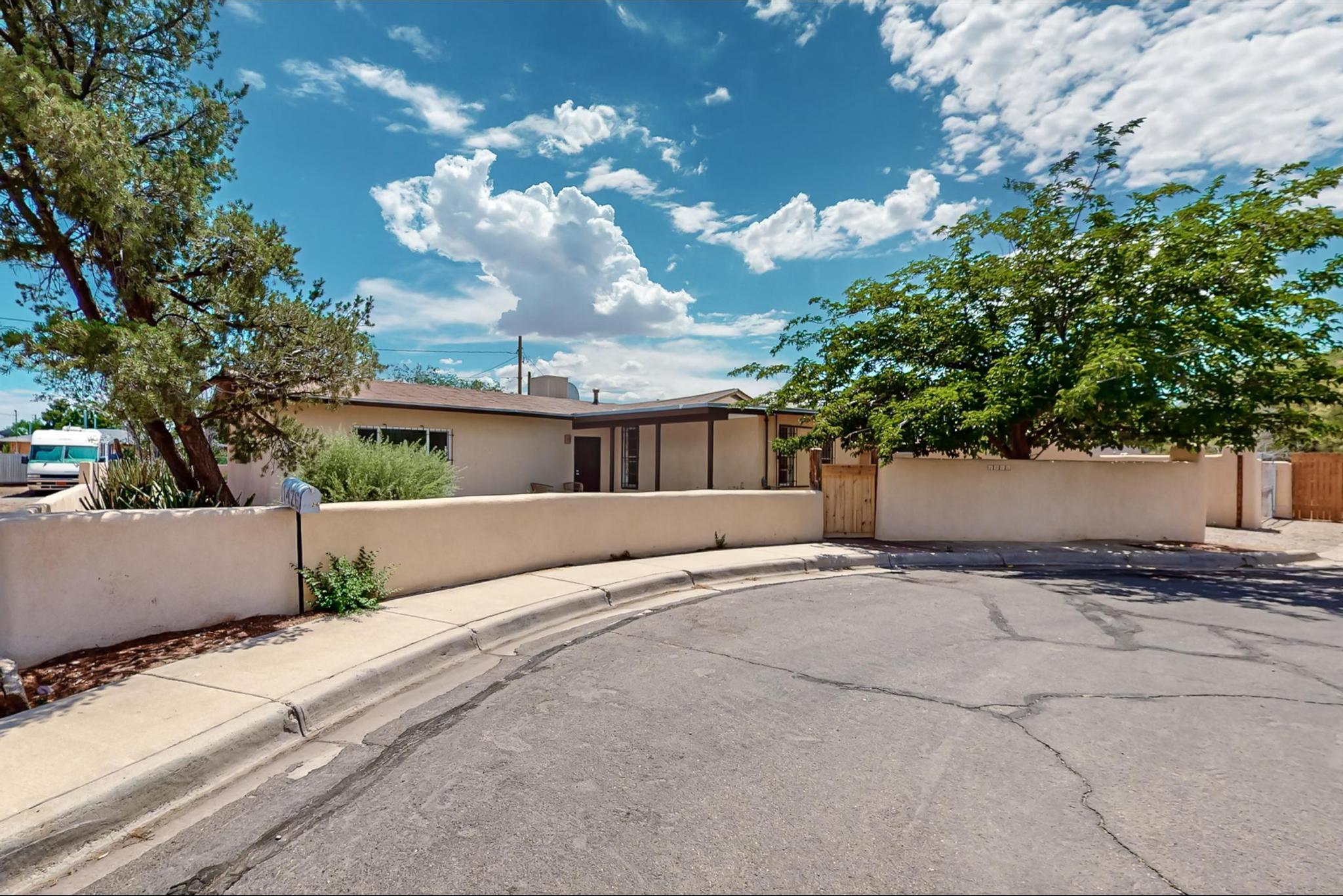 1426 San Andres Avenue NW