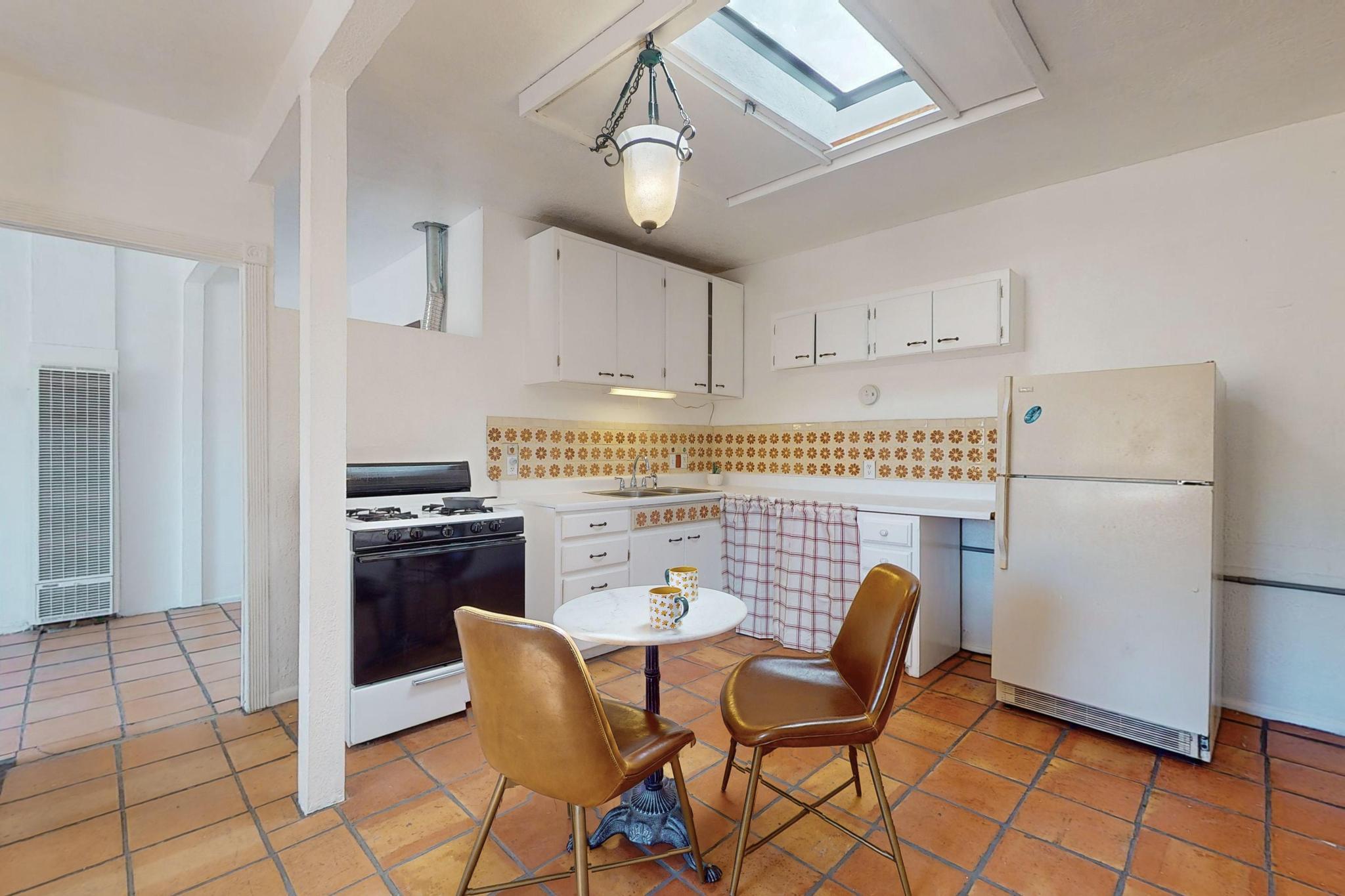 1426 San Andres Avenue NW