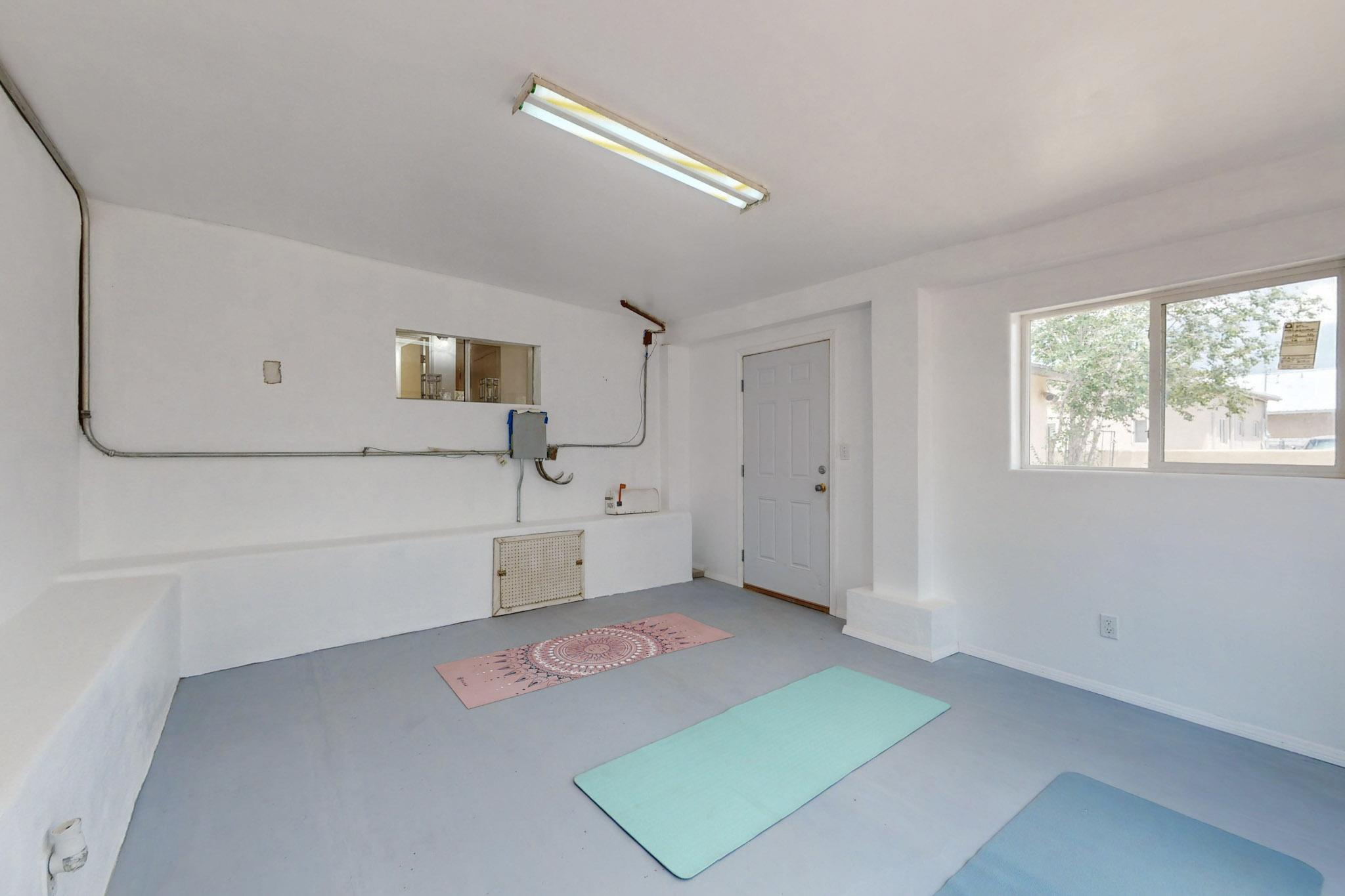 1426 San Andres Avenue NW