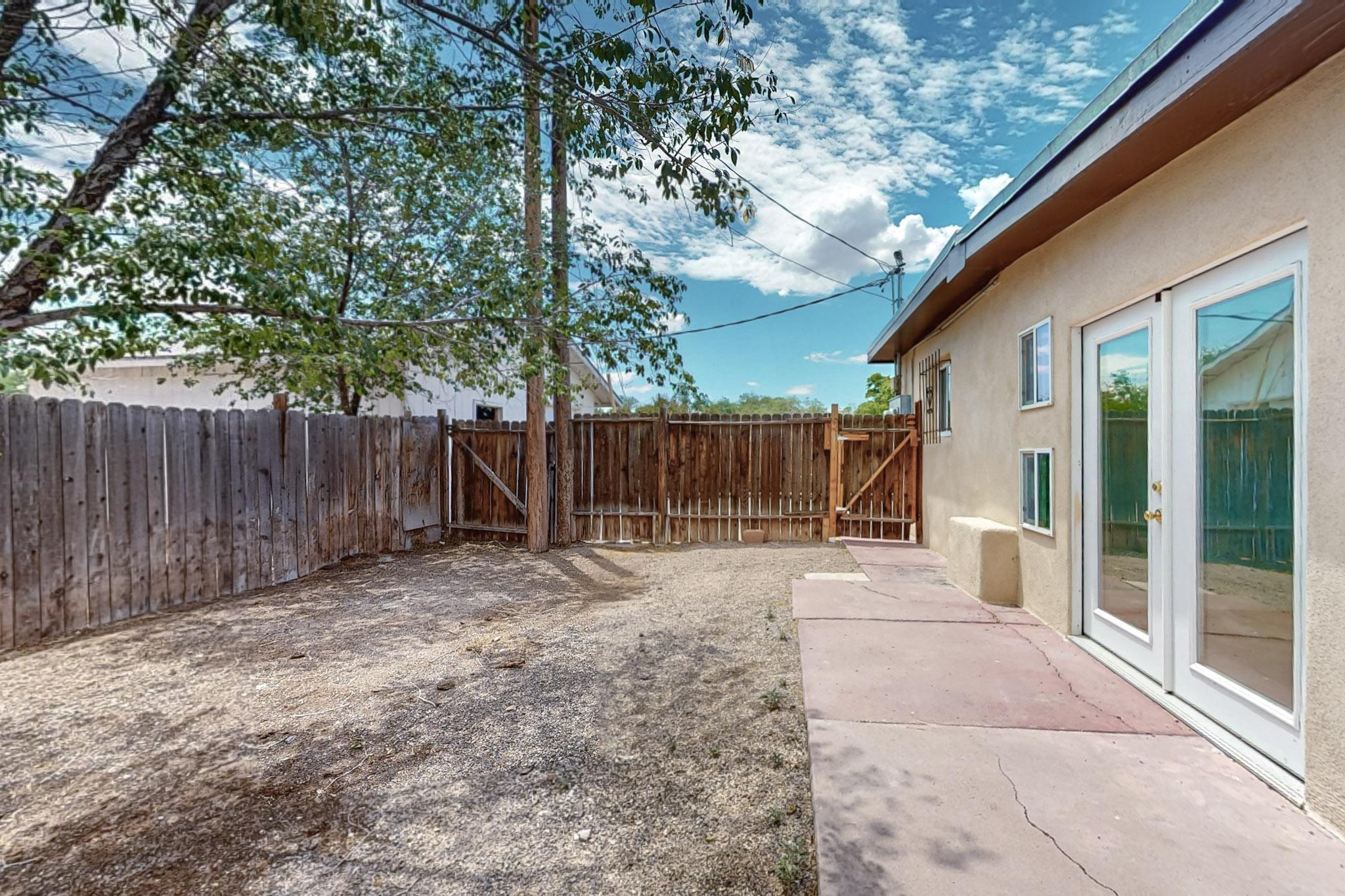 1426 San Andres Avenue NW