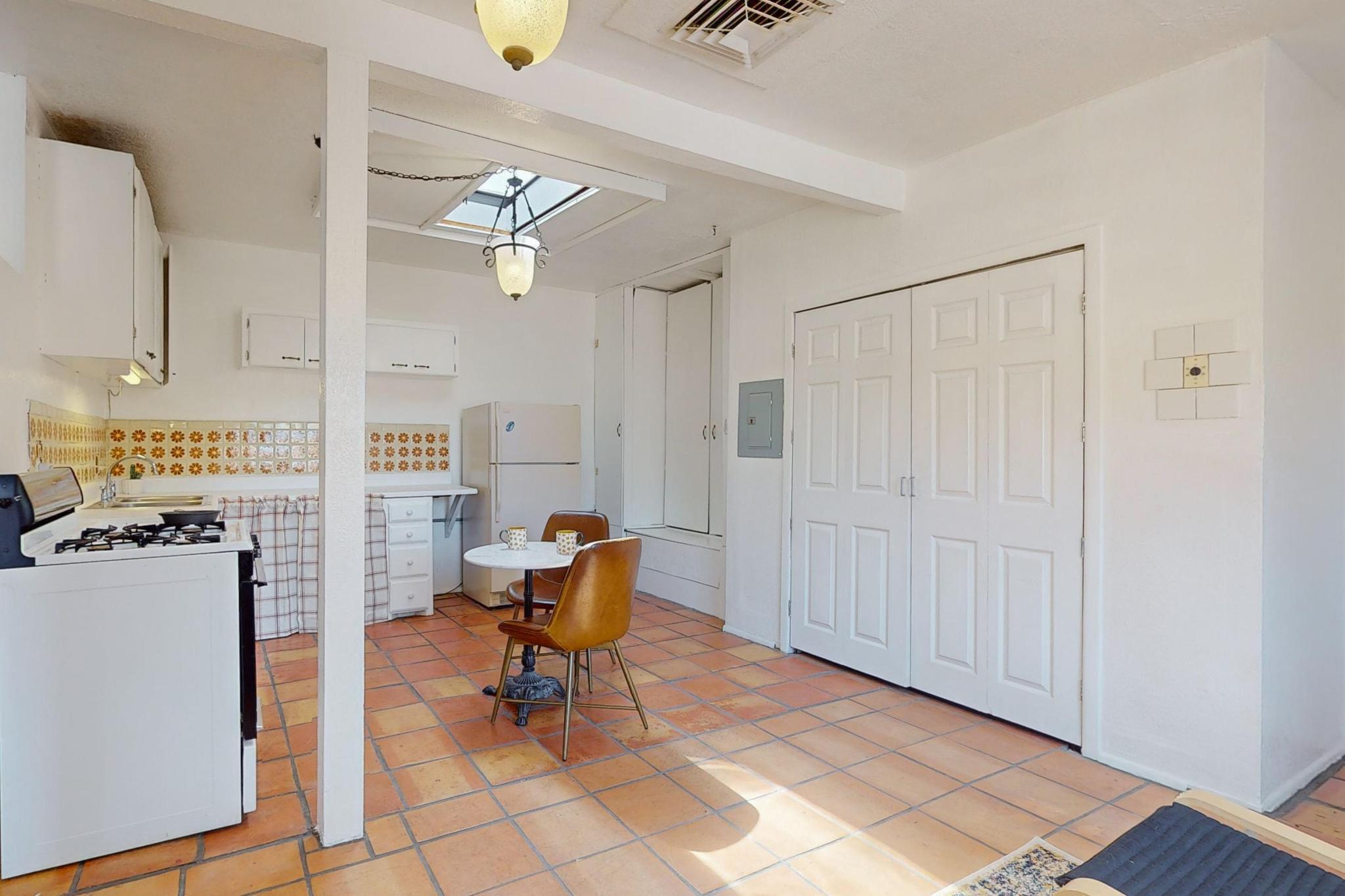 1426 San Andres Avenue NW