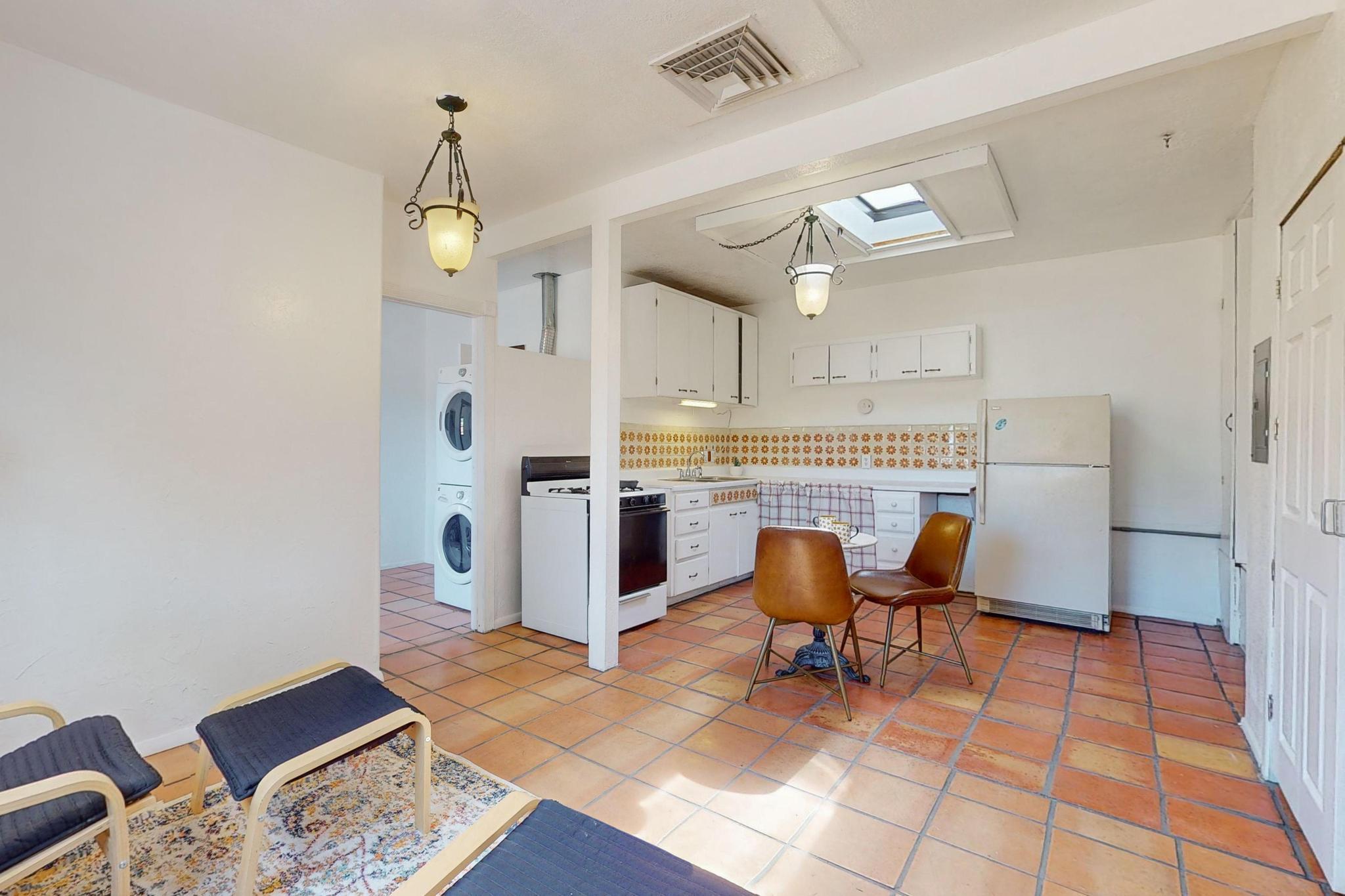 1426 San Andres Avenue NW