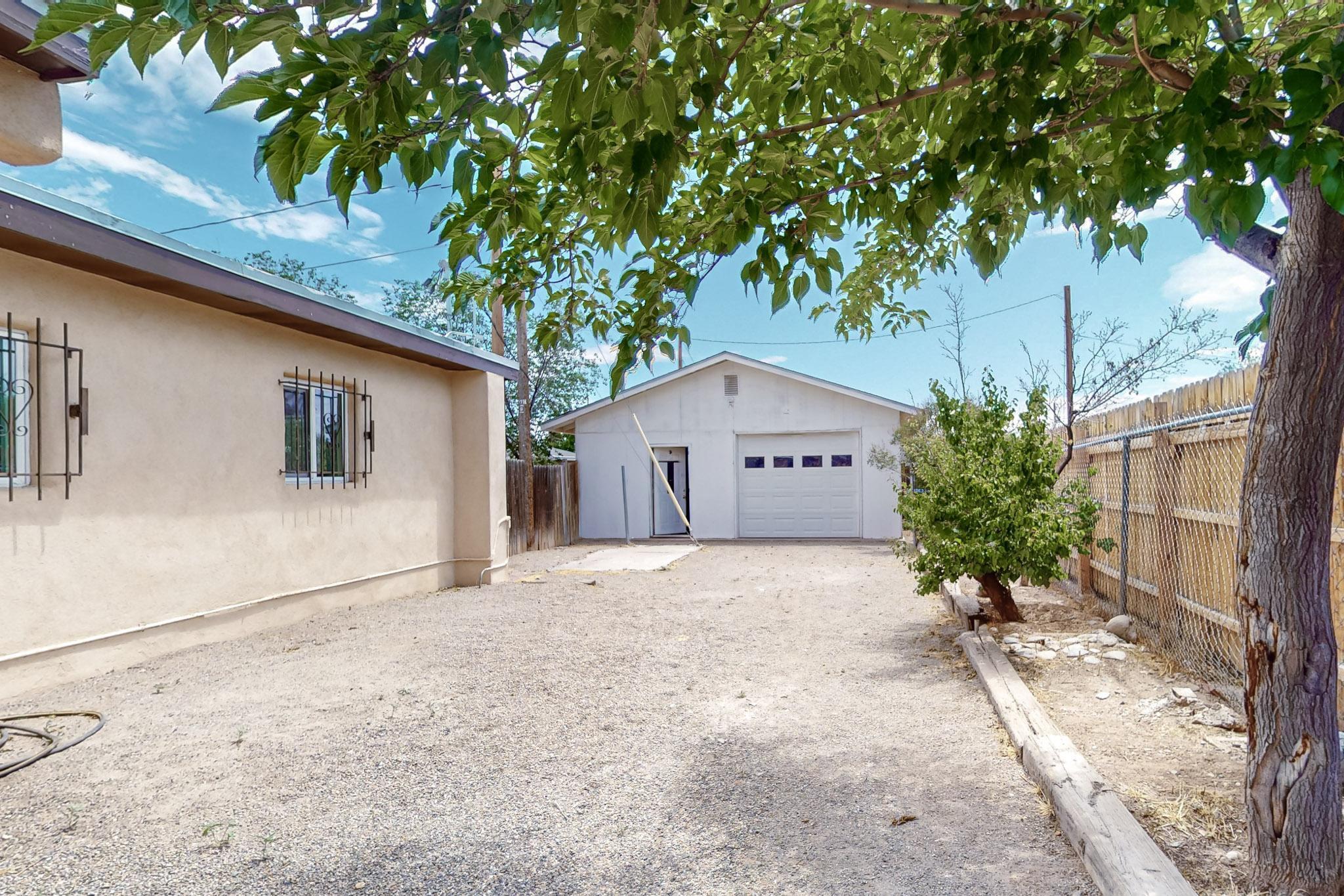 1426 San Andres Avenue NW