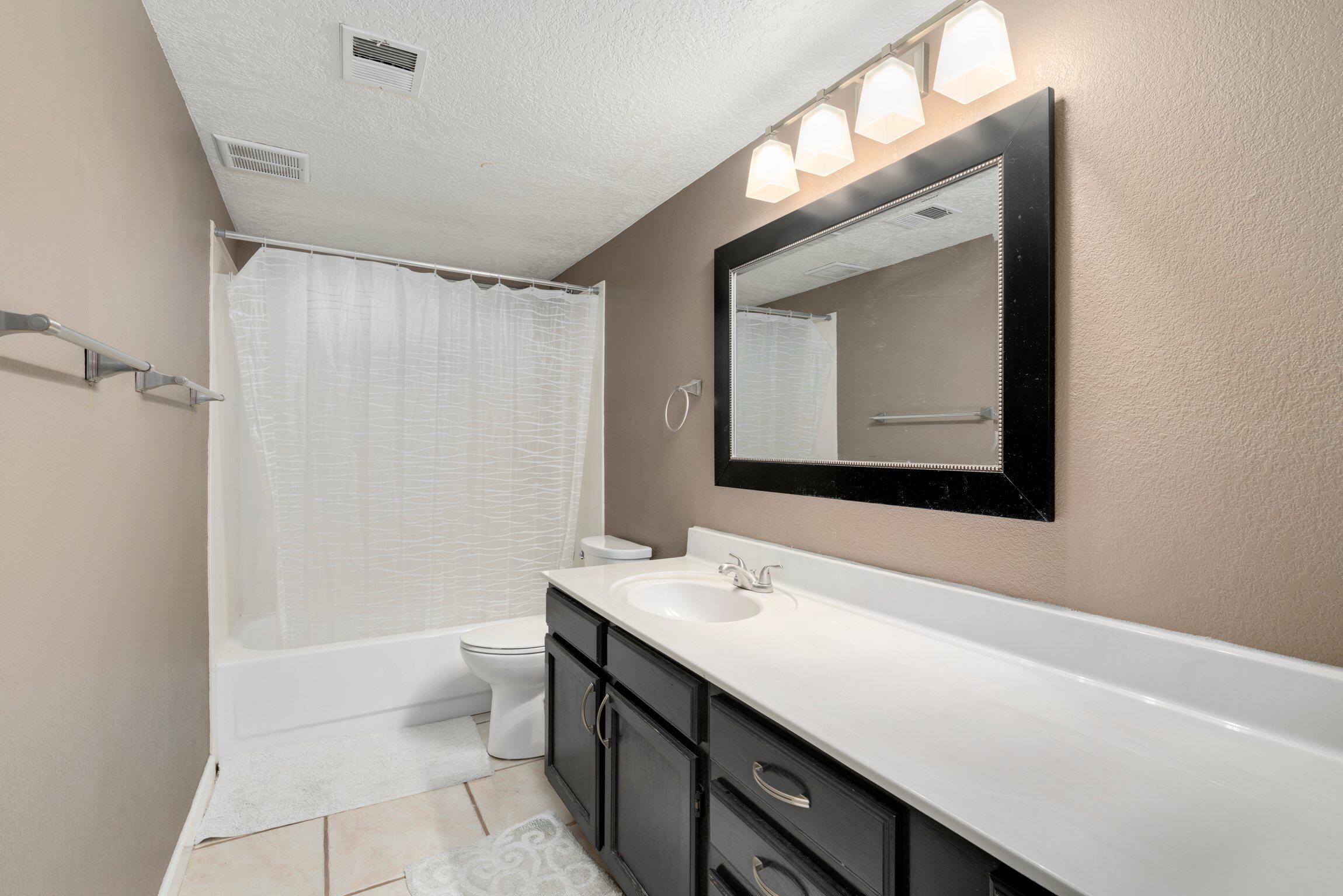 7700 Eagle Rock Avenue NE