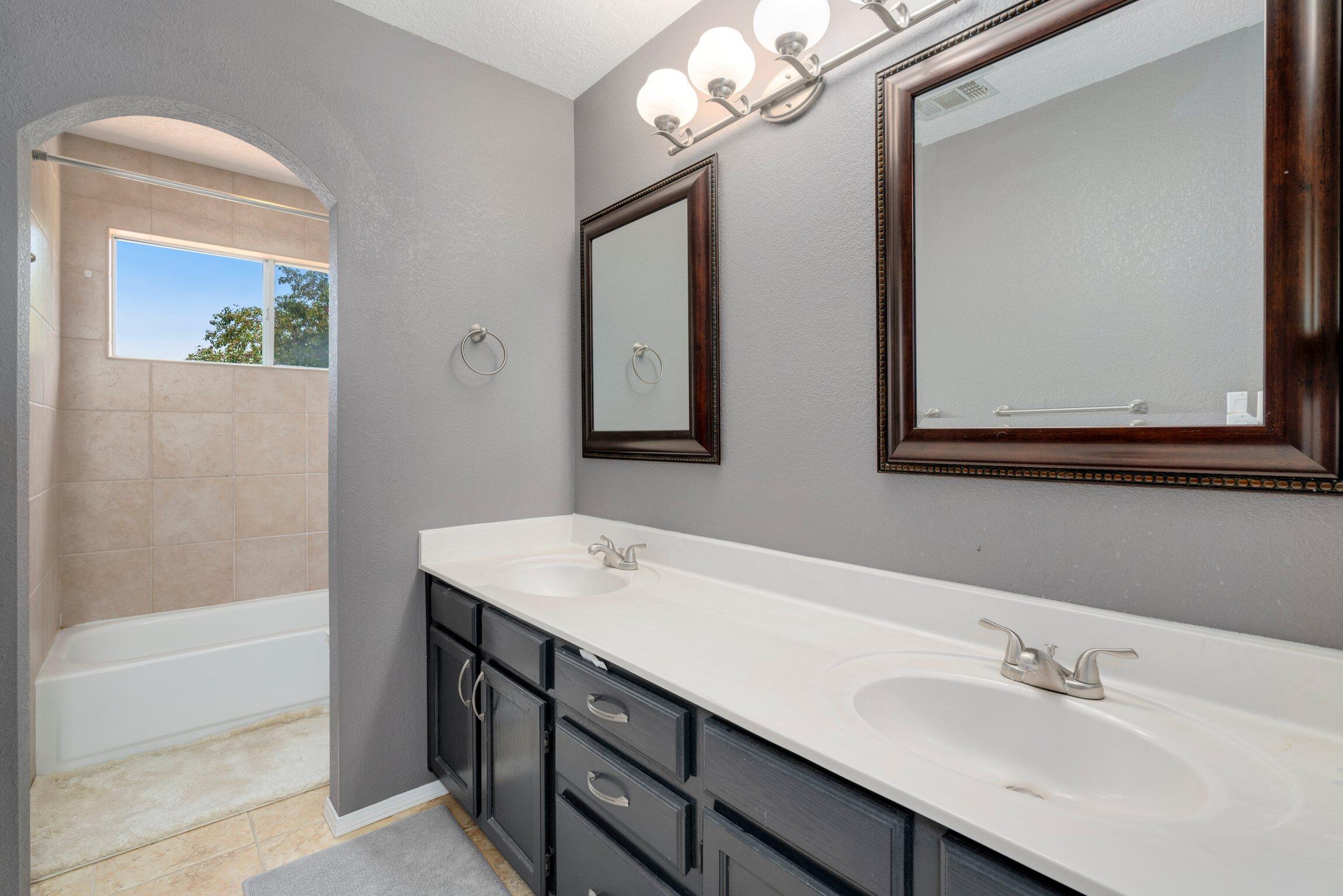 7700 Eagle Rock Avenue NE