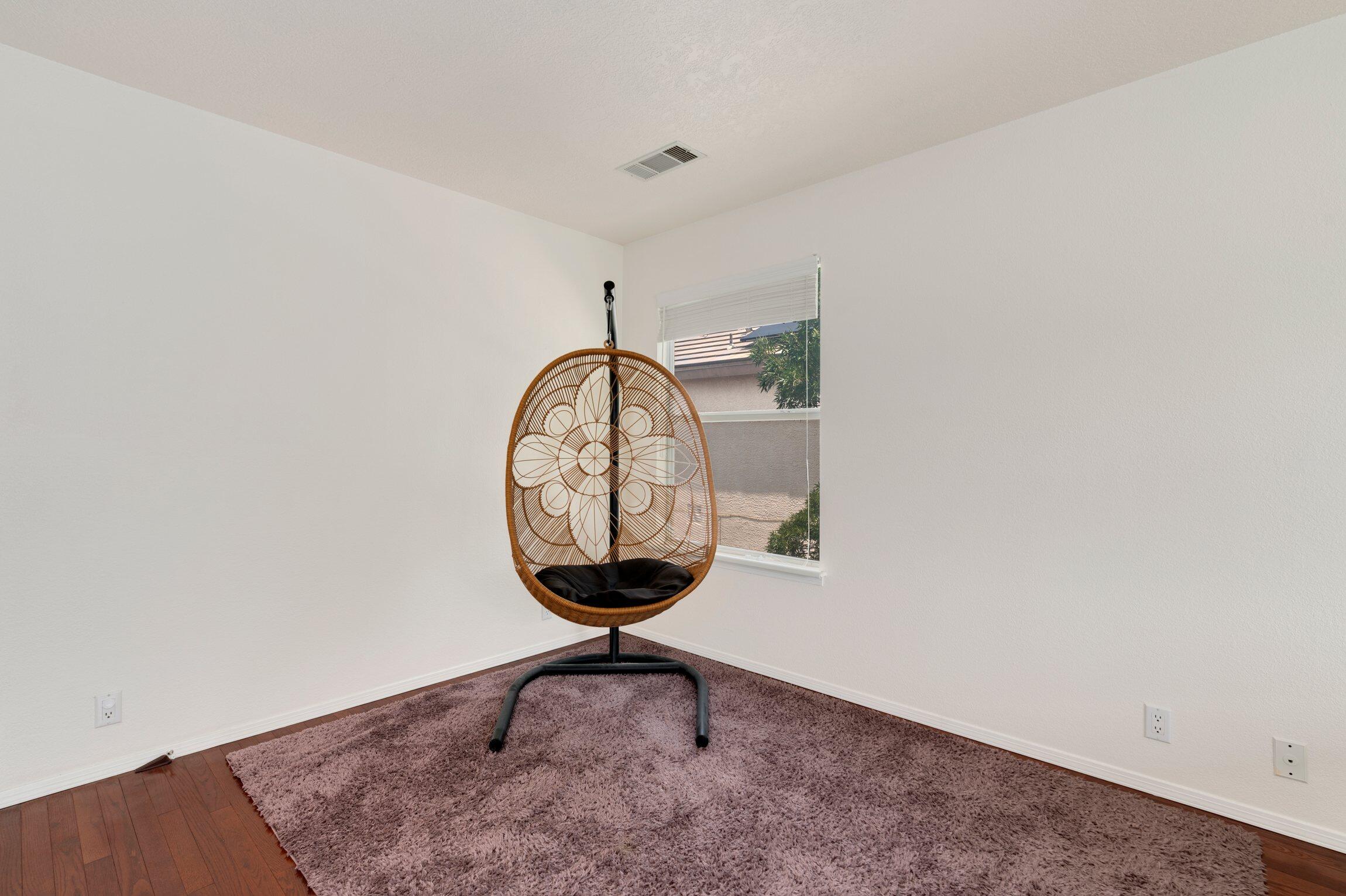 7700 Eagle Rock Avenue NE