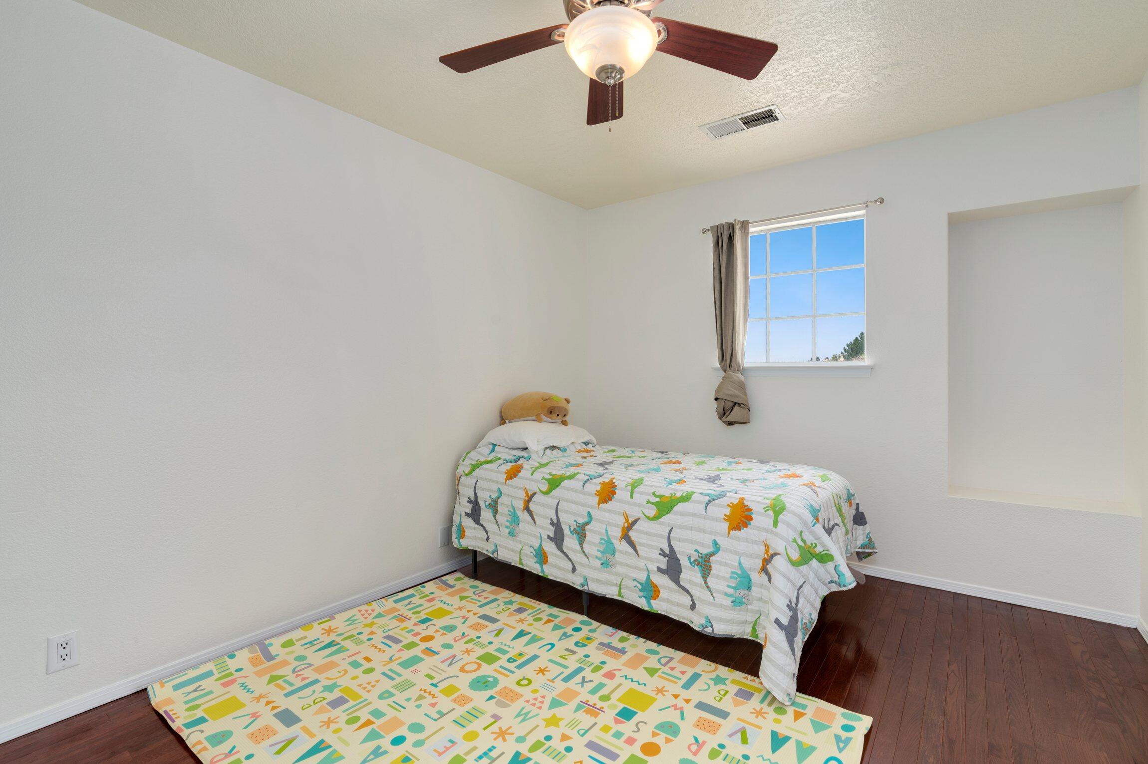 7700 Eagle Rock Avenue NE