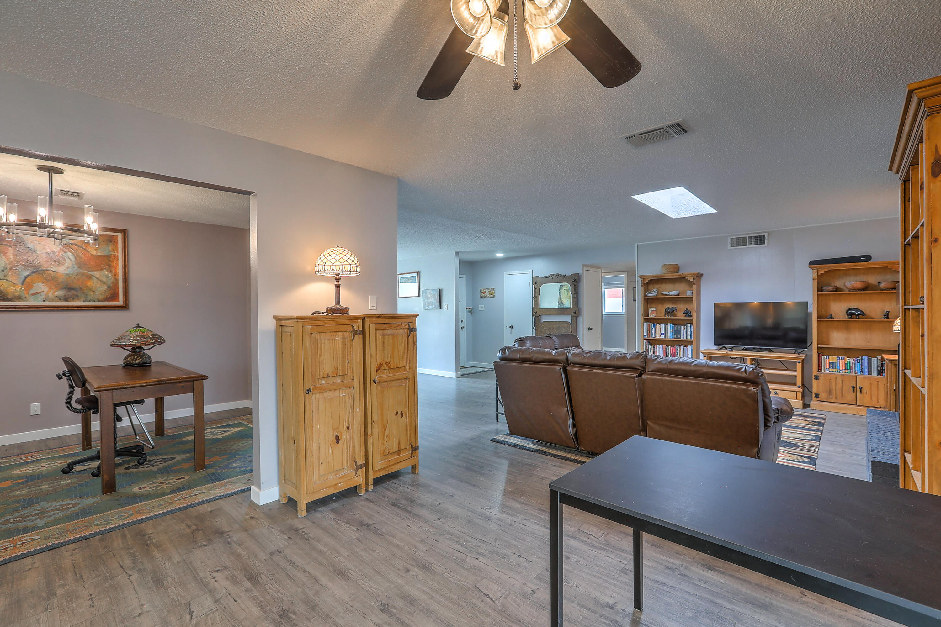 4707 DANUBE Drive NE