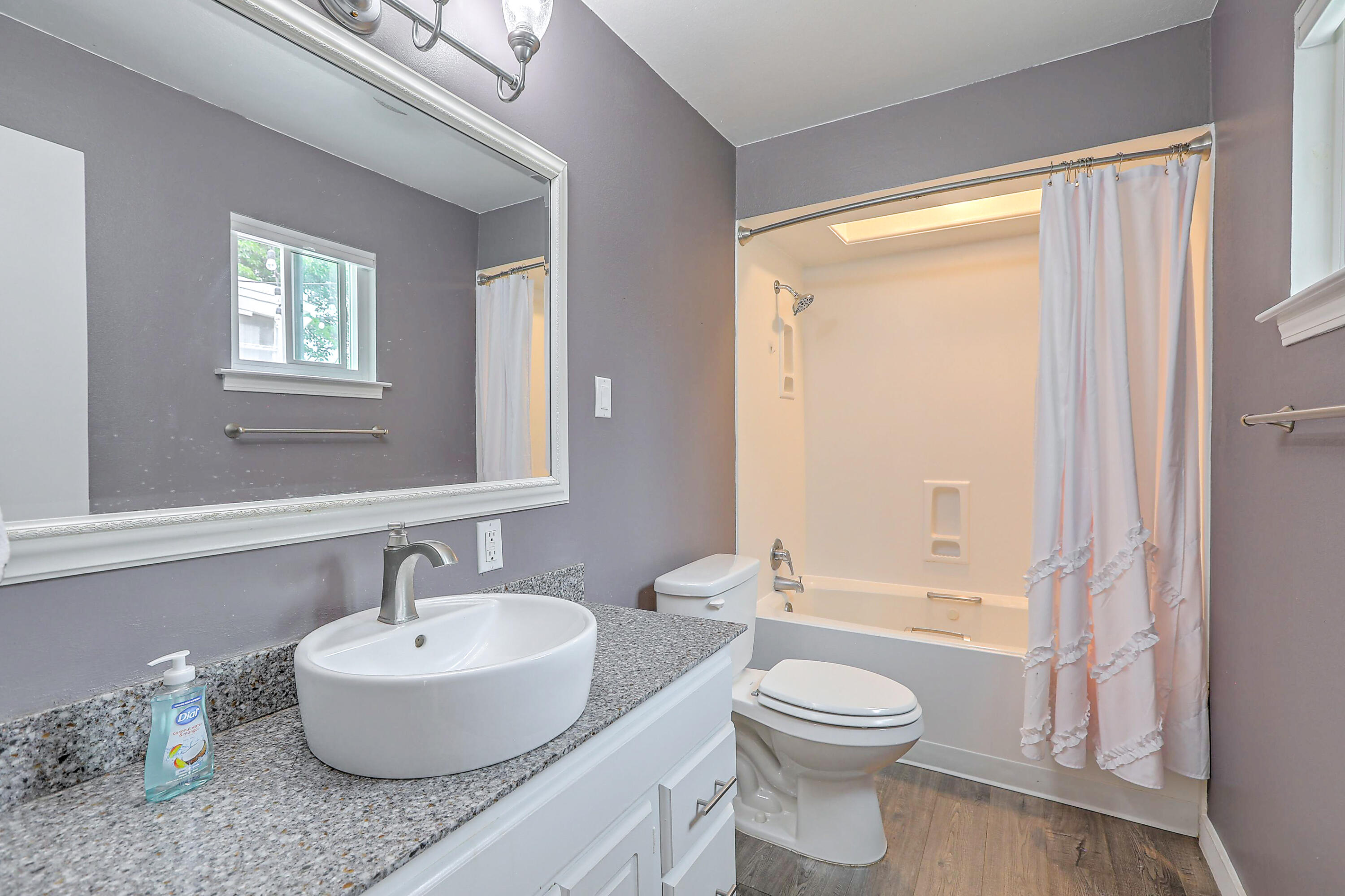 4707 DANUBE Drive NE