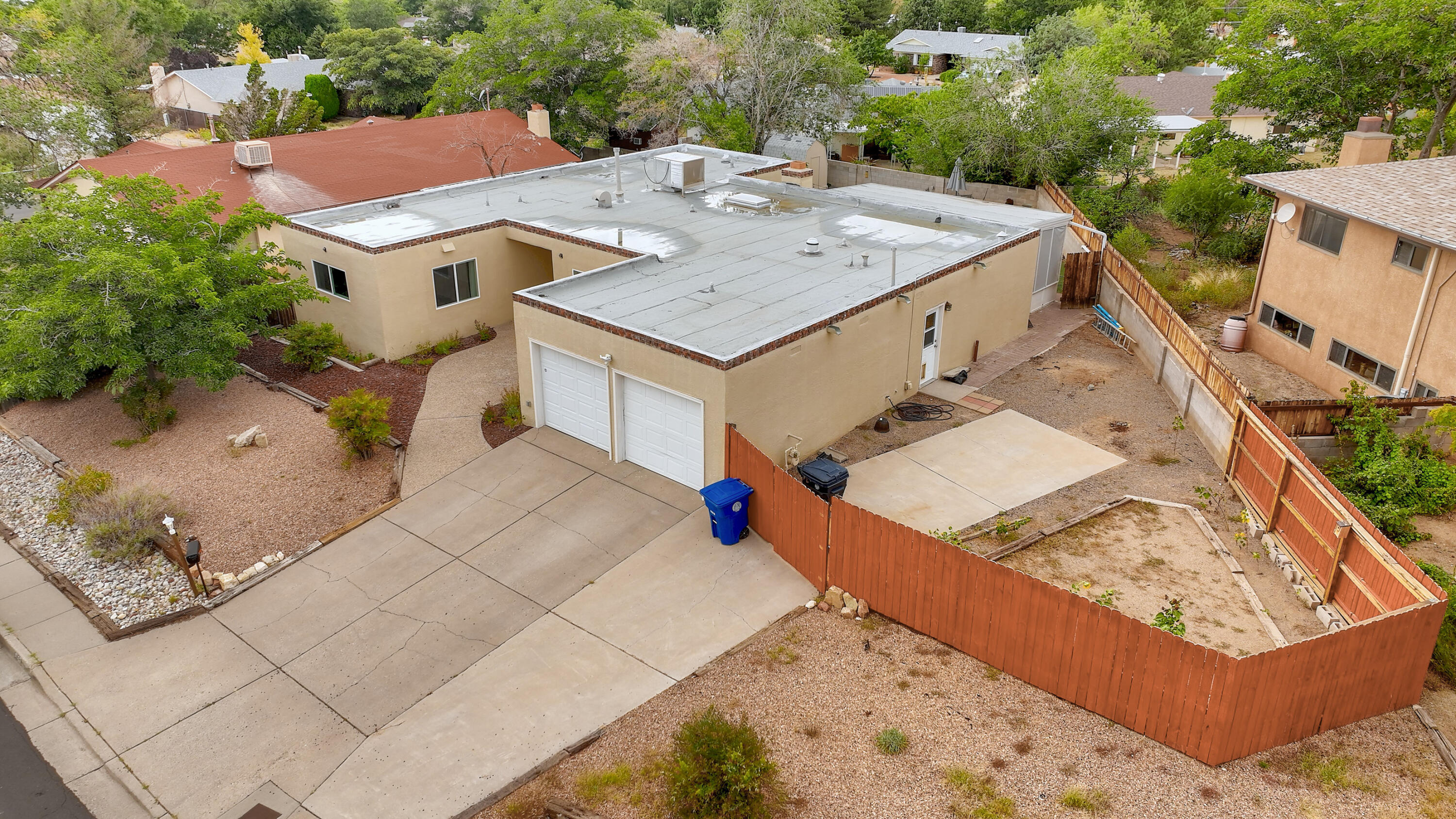 4707 DANUBE Drive NE