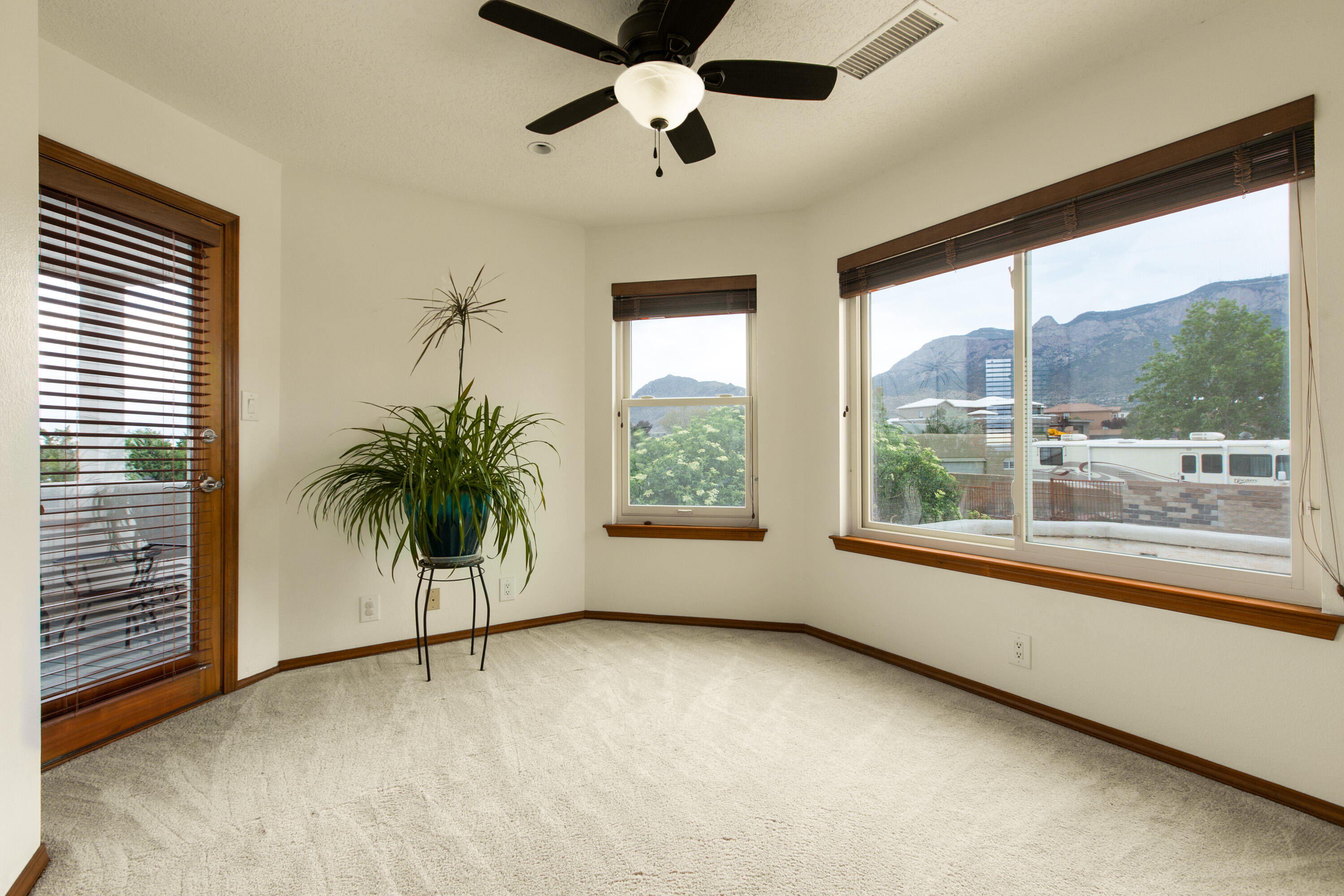 10209 Florence Avenue NE