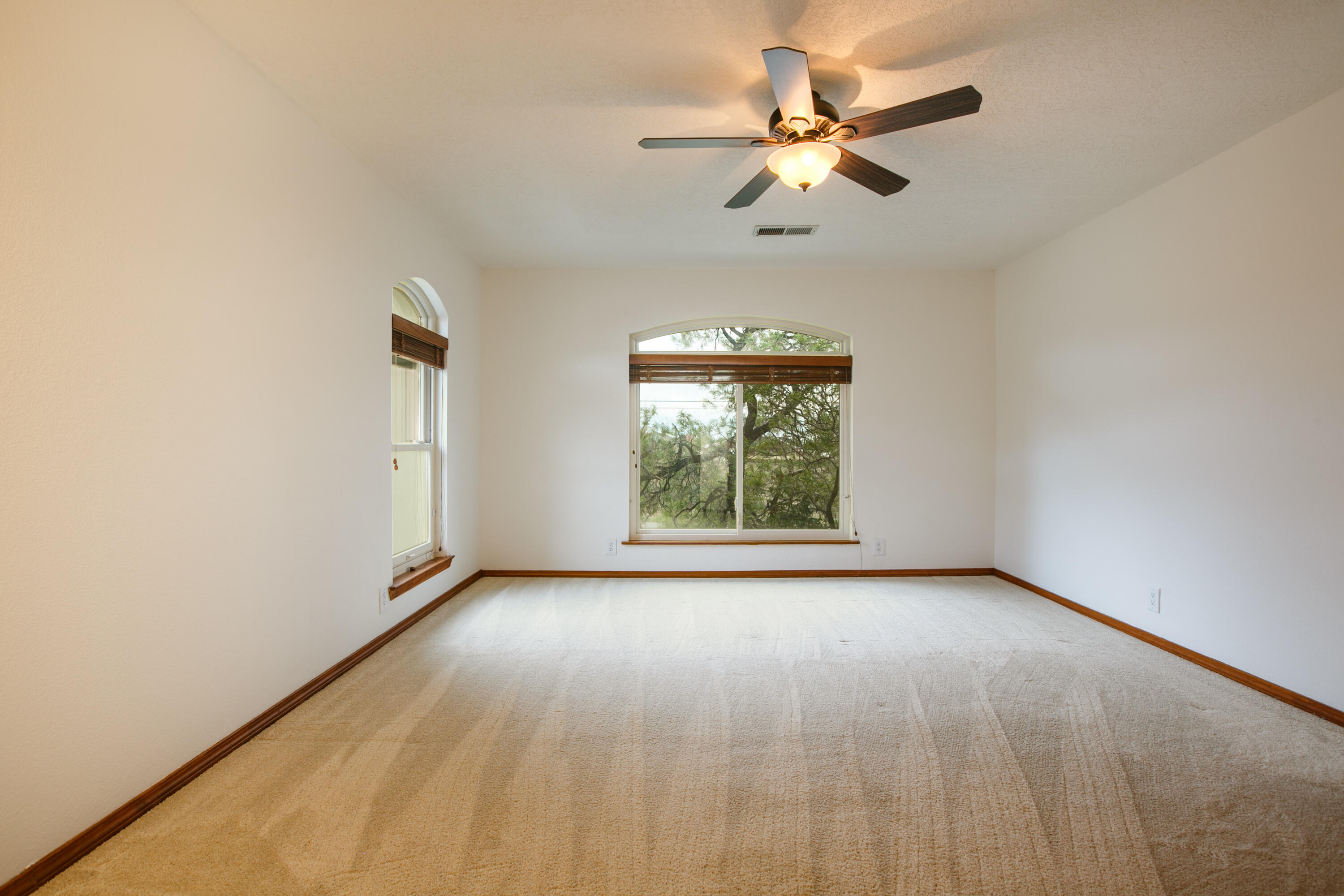 10209 Florence Avenue NE