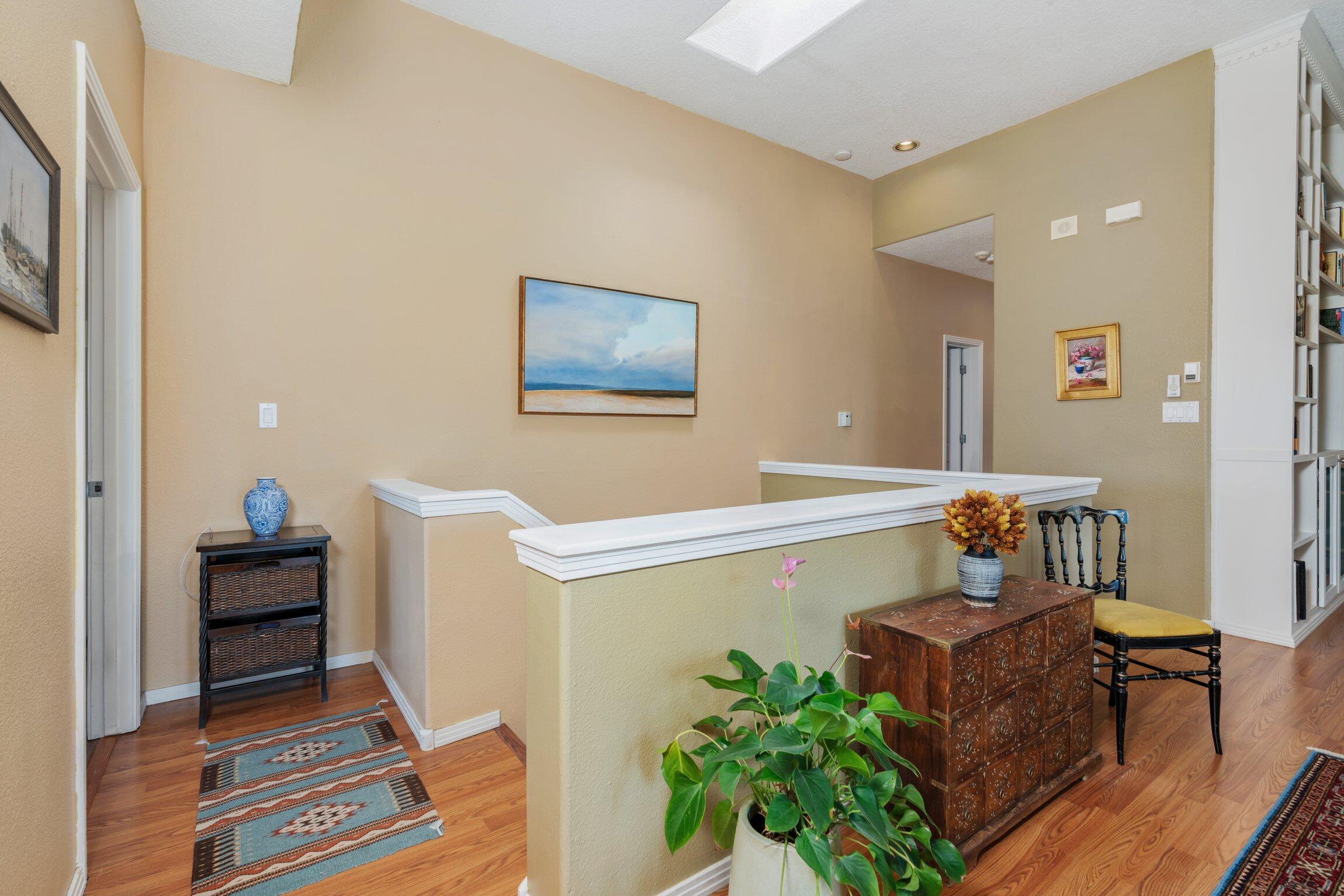 5606 BOSQUE VISTA Drive NE