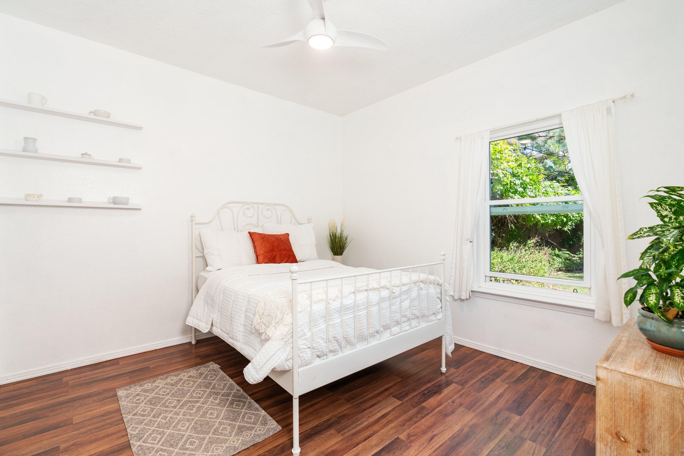 5606 BOSQUE VISTA Drive NE