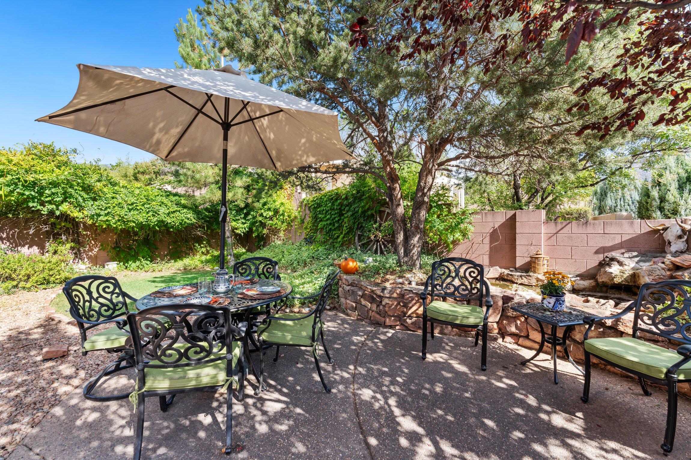 5606 BOSQUE VISTA Drive NE