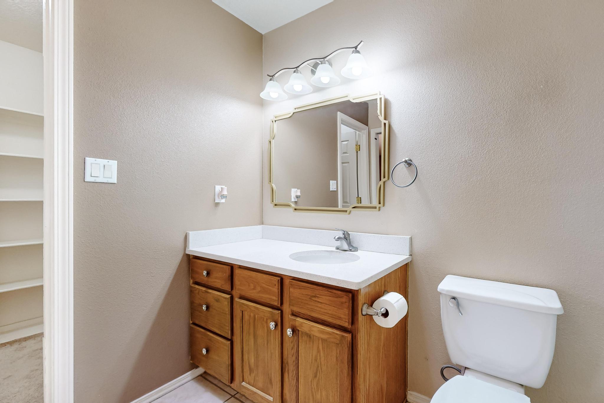 4827 MCNARY Court NW