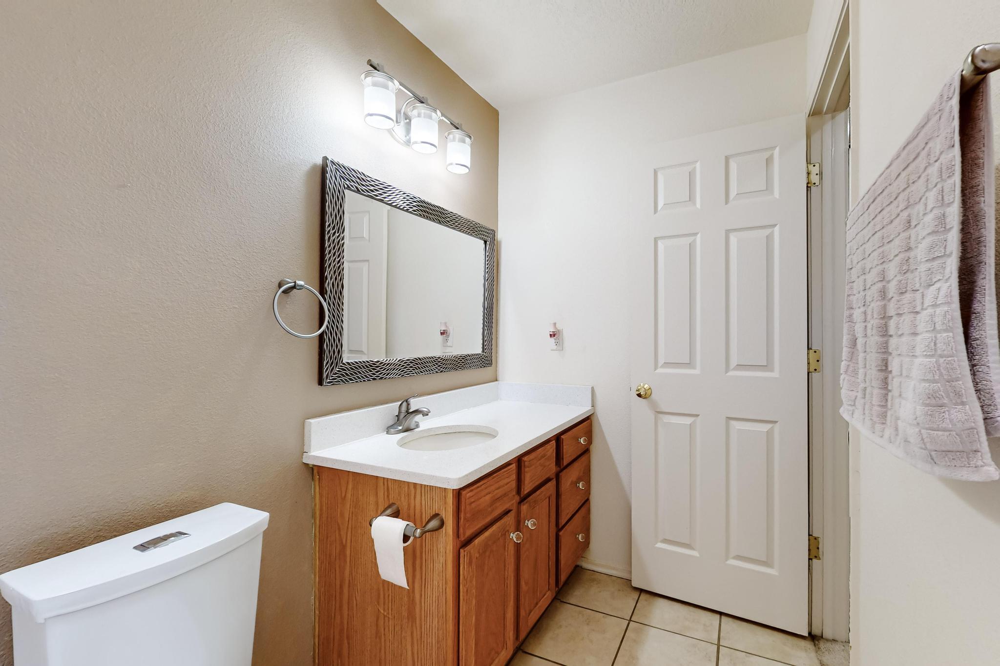 4827 MCNARY Court NW