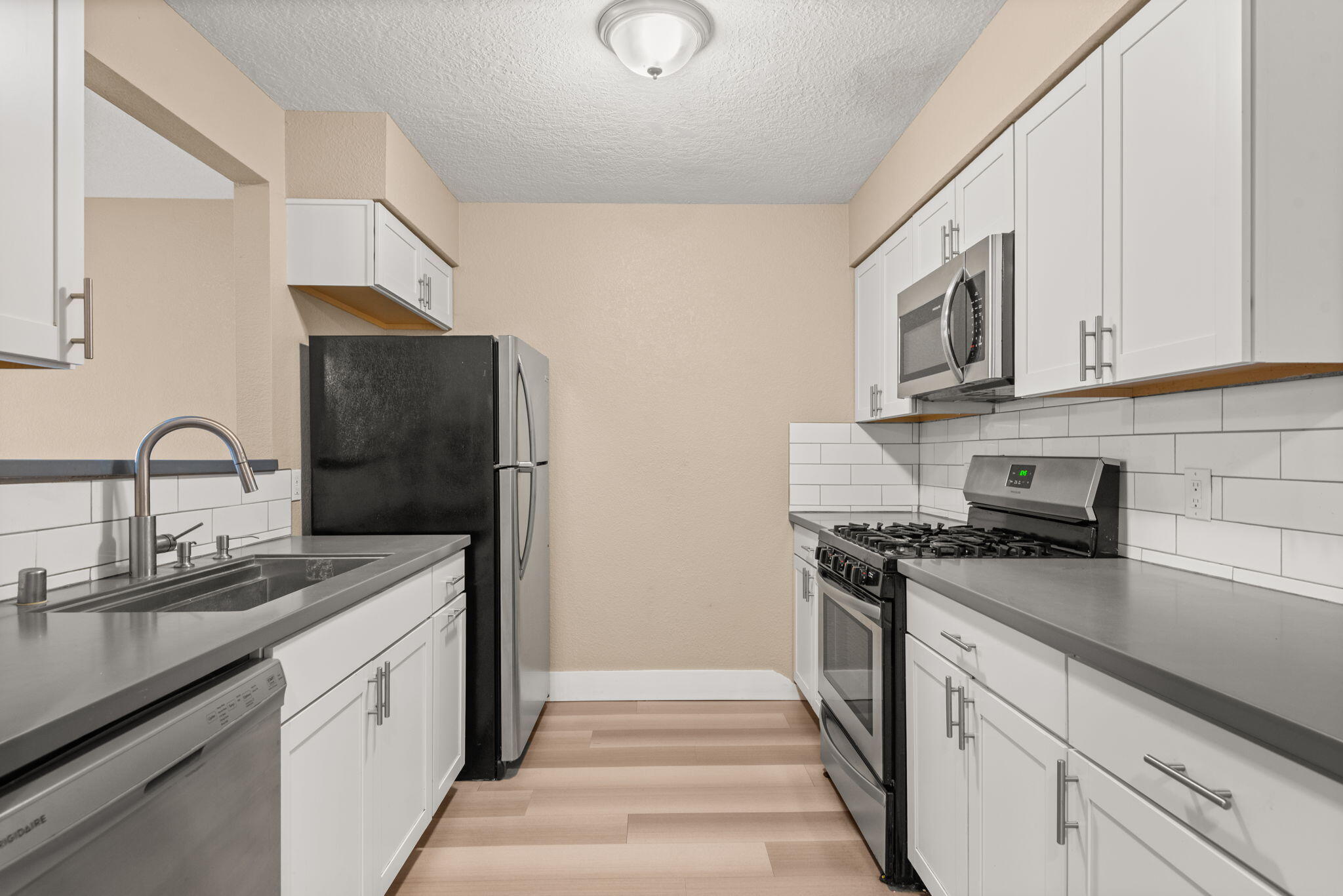 4801 IRVING Boulevard NW 303