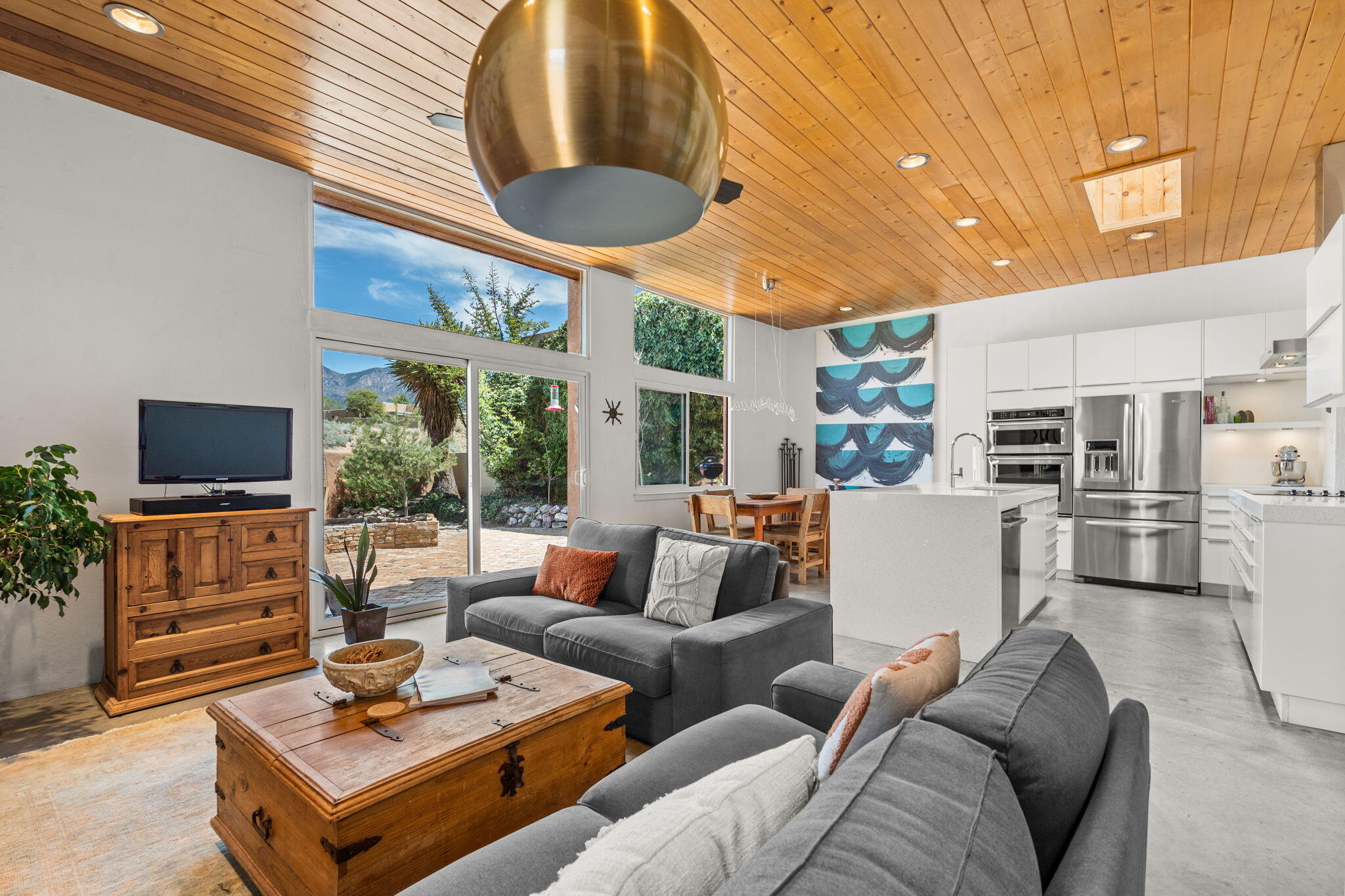 1837 TRAMWAY TERRACE Loop NE