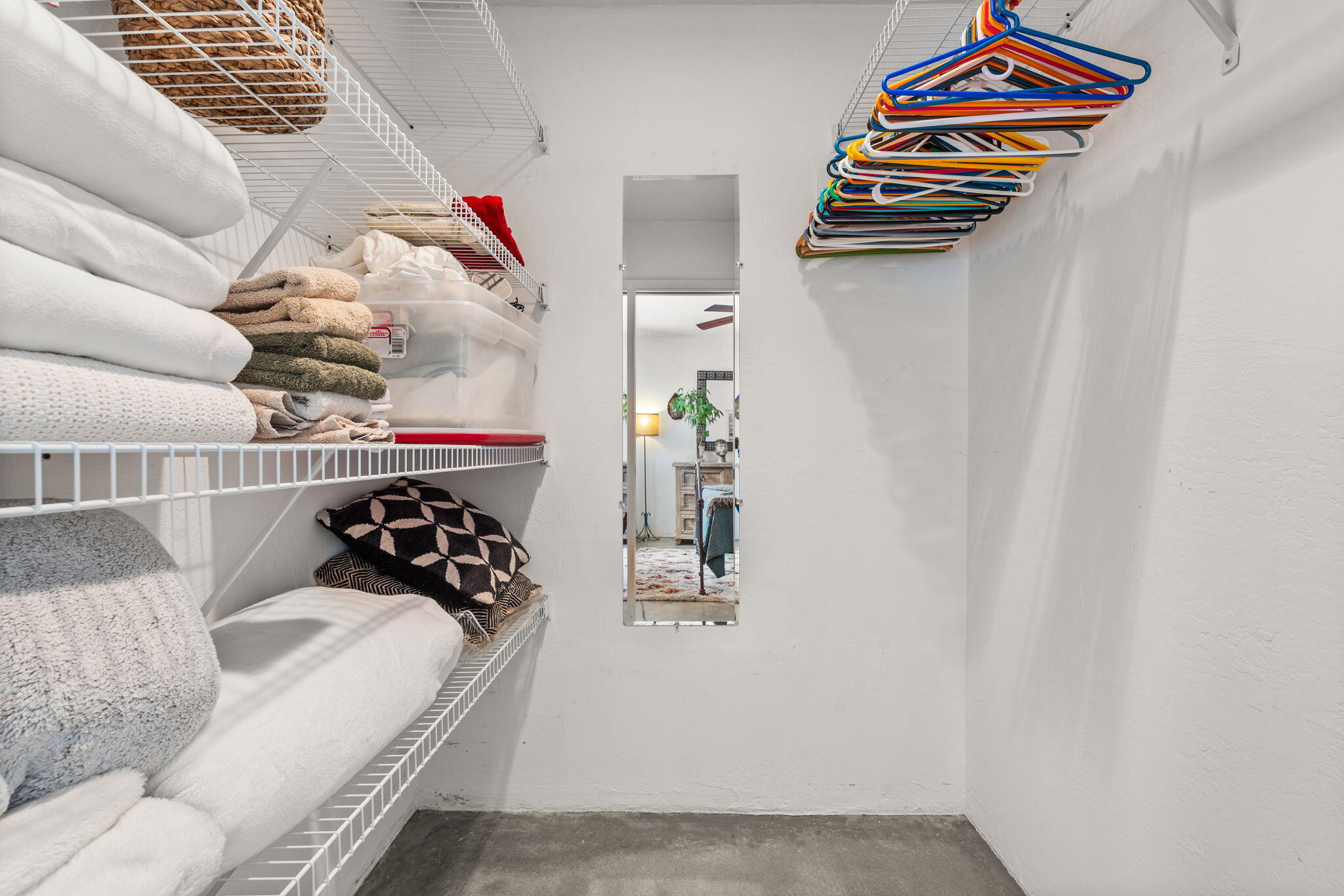 1837 TRAMWAY TERRACE Loop NE