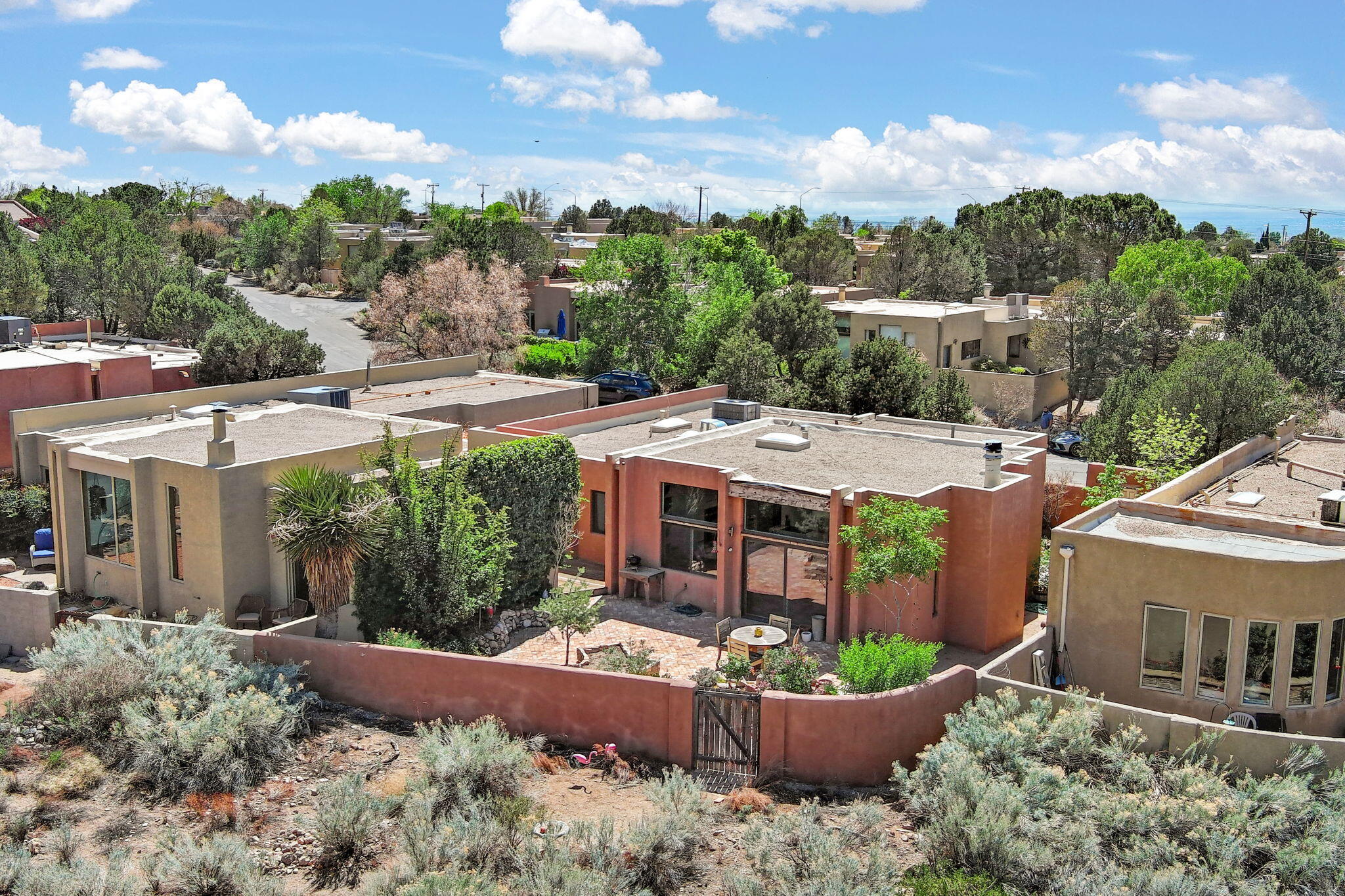 1837 TRAMWAY TERRACE Loop NE