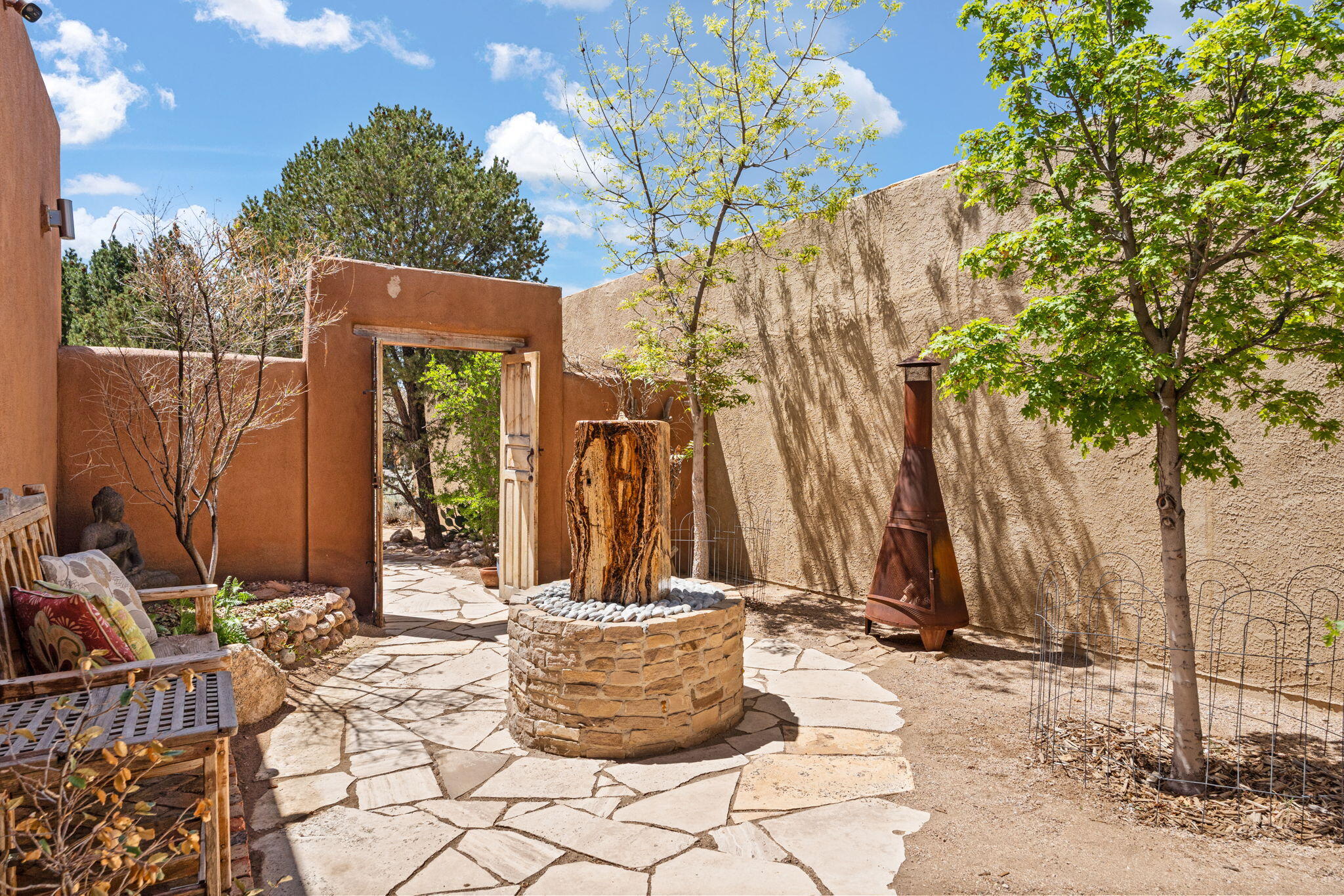 1837 TRAMWAY TERRACE Loop NE